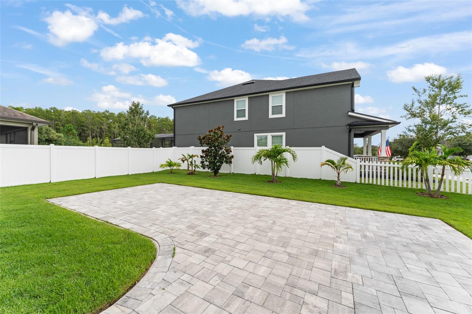 Image 28 of 41 For 8175 Corkfield Avenue