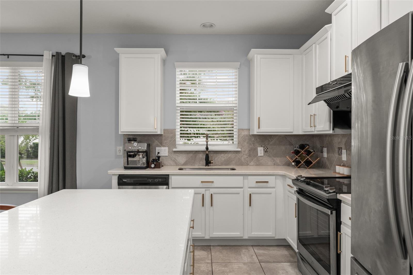 Image 9 of 41 For 8175 Corkfield Avenue