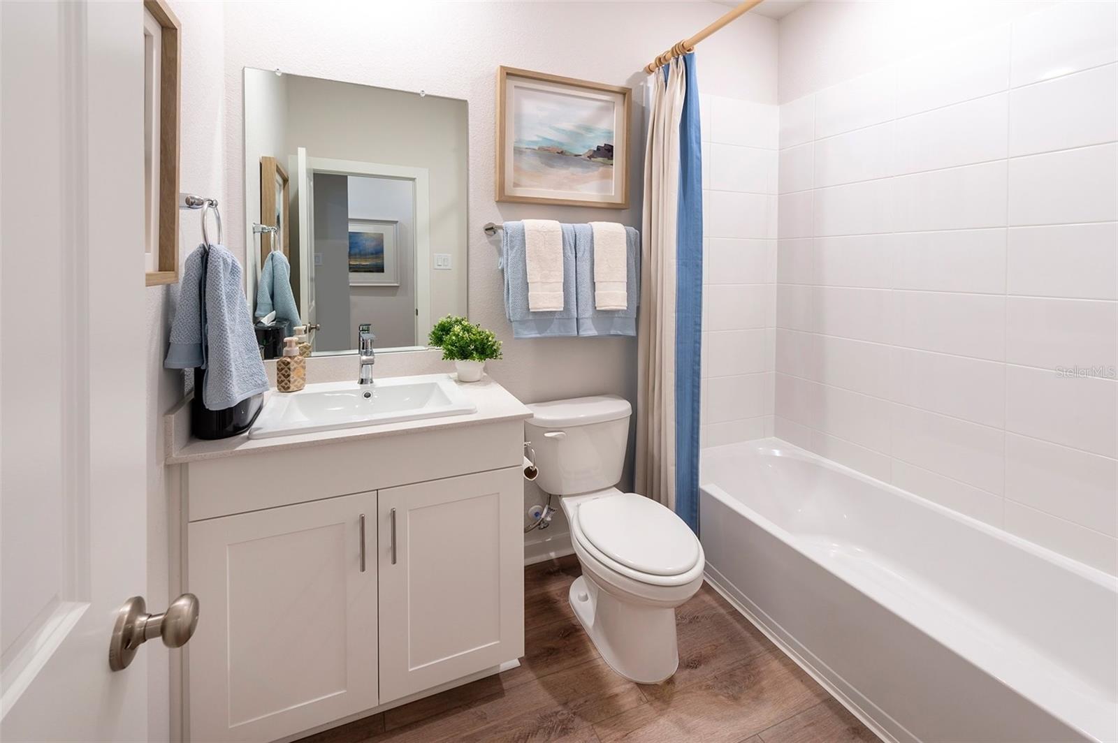 Image 10 of 12 For 17212 Auburn Arch Loop Estero