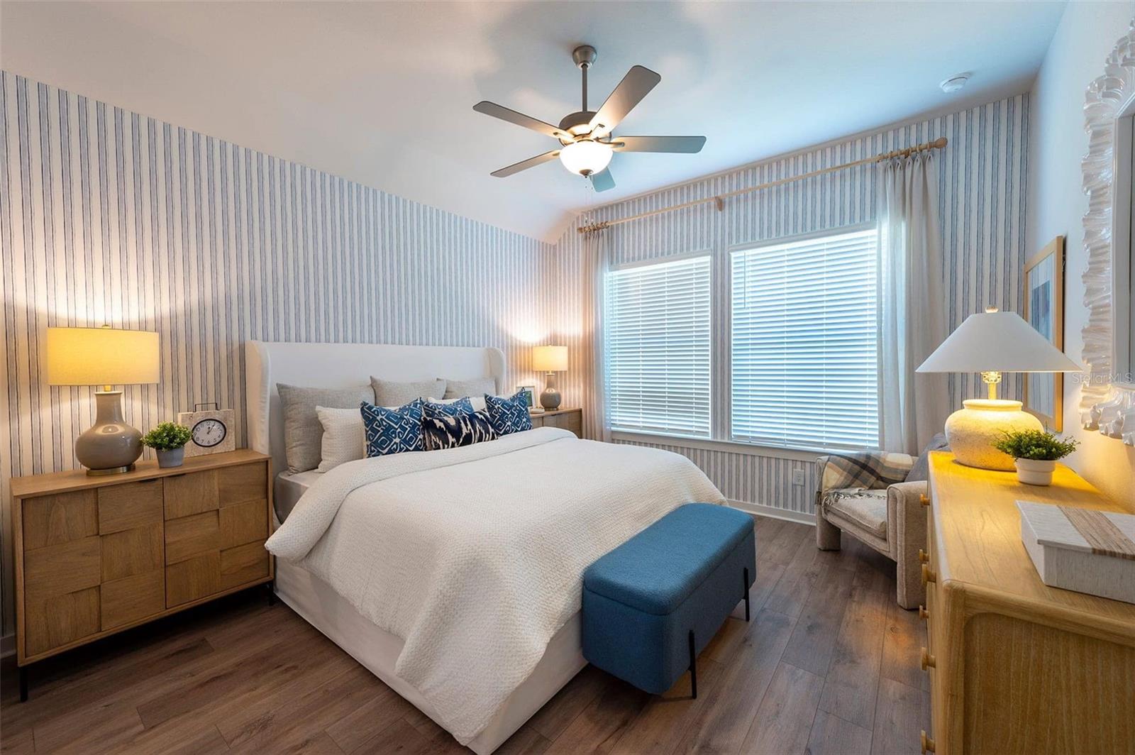 Image 7 of 12 For 17212 Auburn Arch Loop Estero