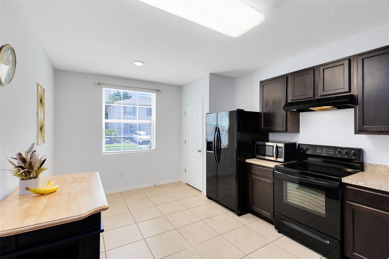 Image 10 of 30 For 440 Arbor Lakes Drive