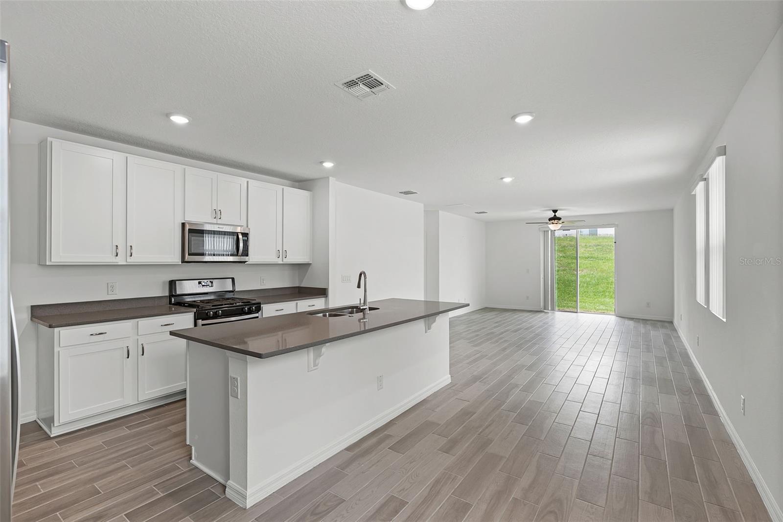 Image 3 of 20 For 29360 Caspian Street