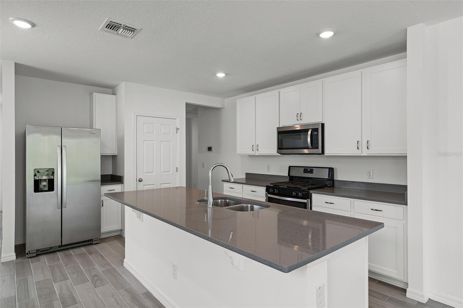 Image 4 of 20 For 29360 Caspian Street