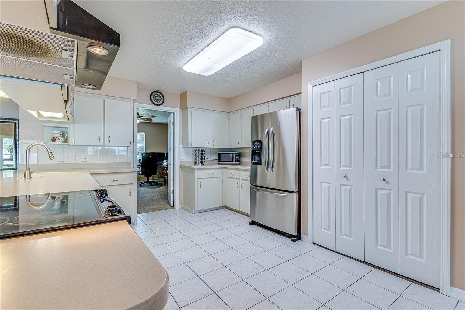 Image 12 of 48 For 4471 Windsmere Boulevard