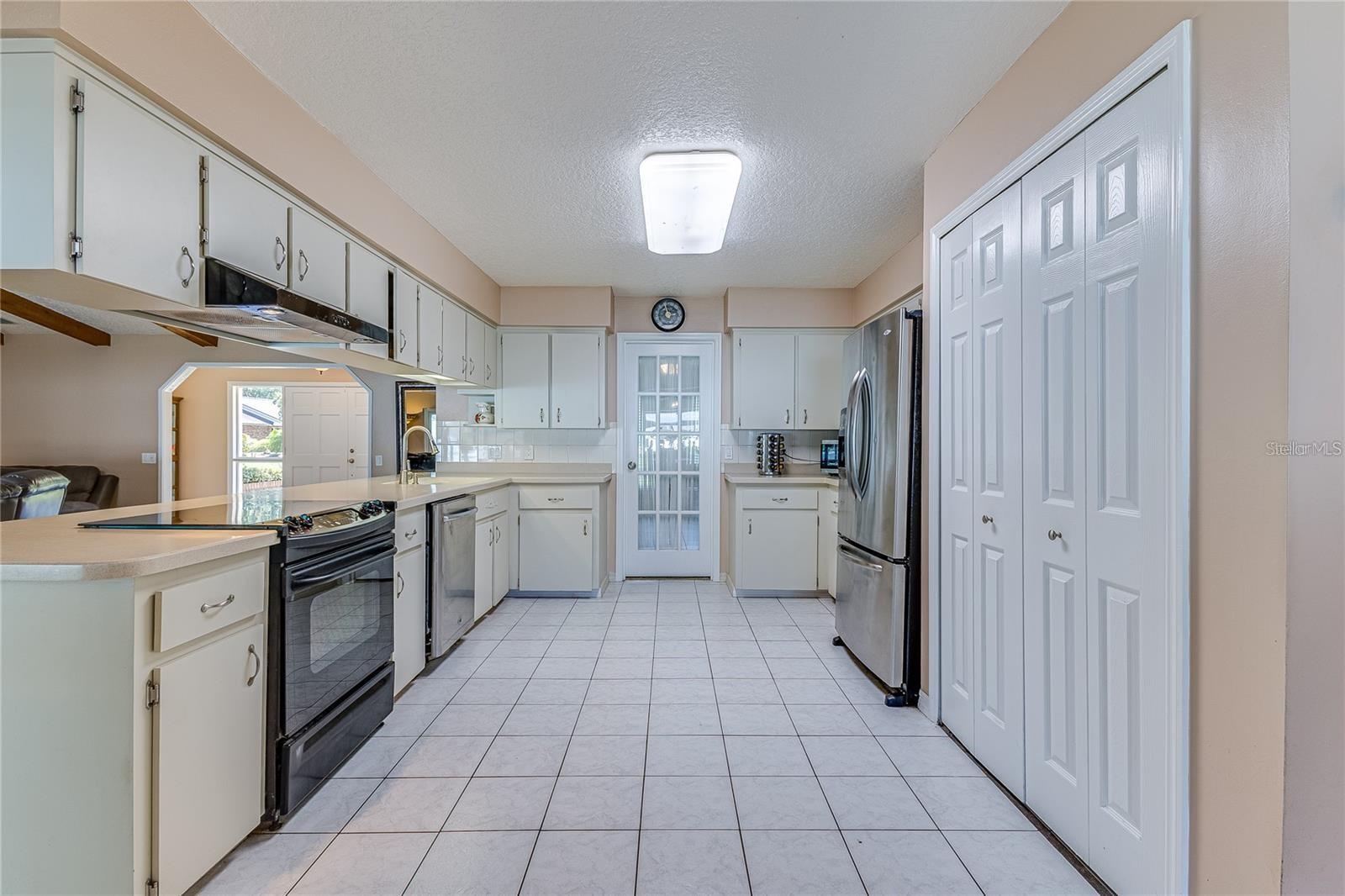 Image 13 of 48 For 4471 Windsmere Boulevard