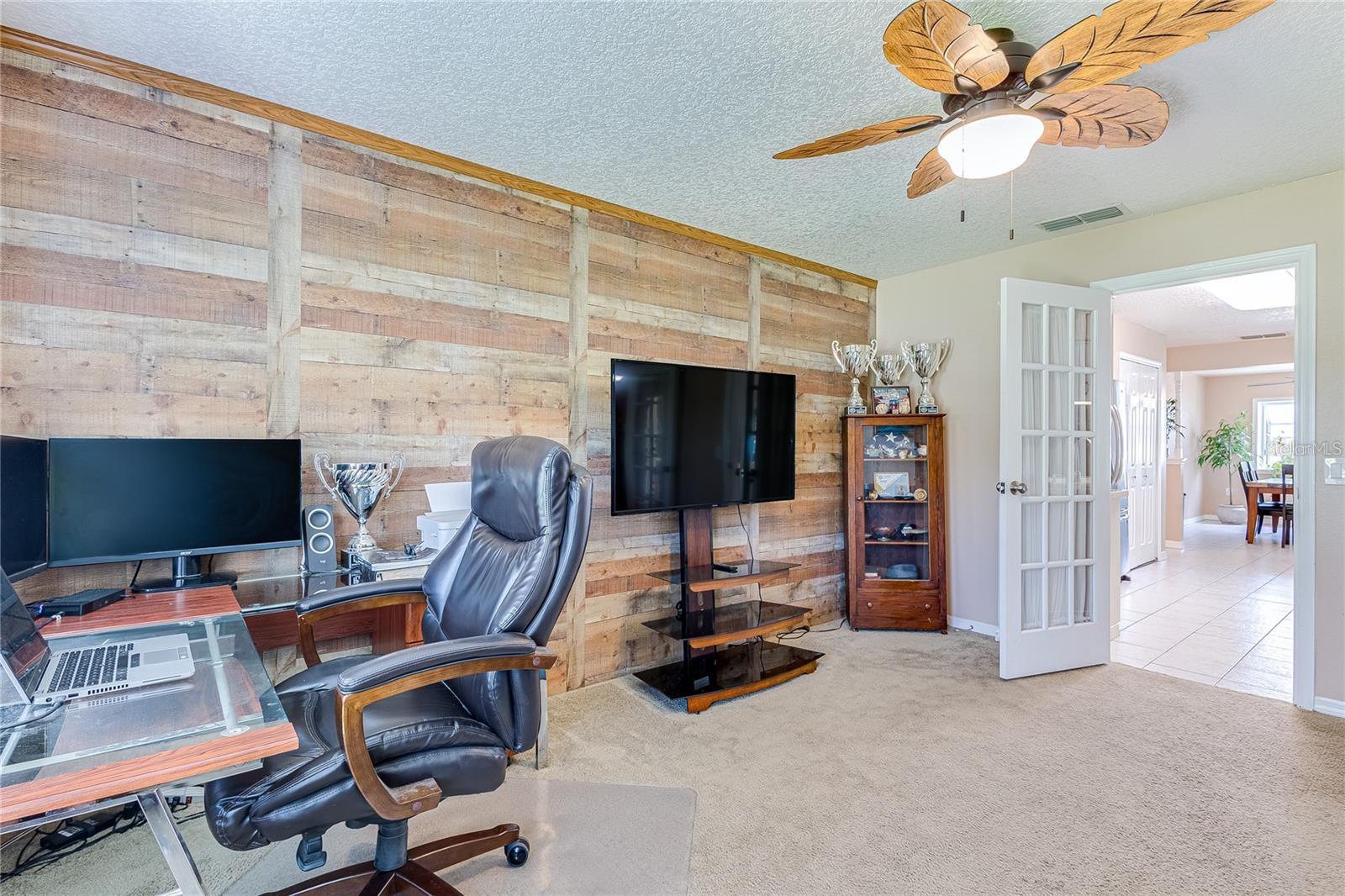 Image 17 of 48 For 4471 Windsmere Boulevard