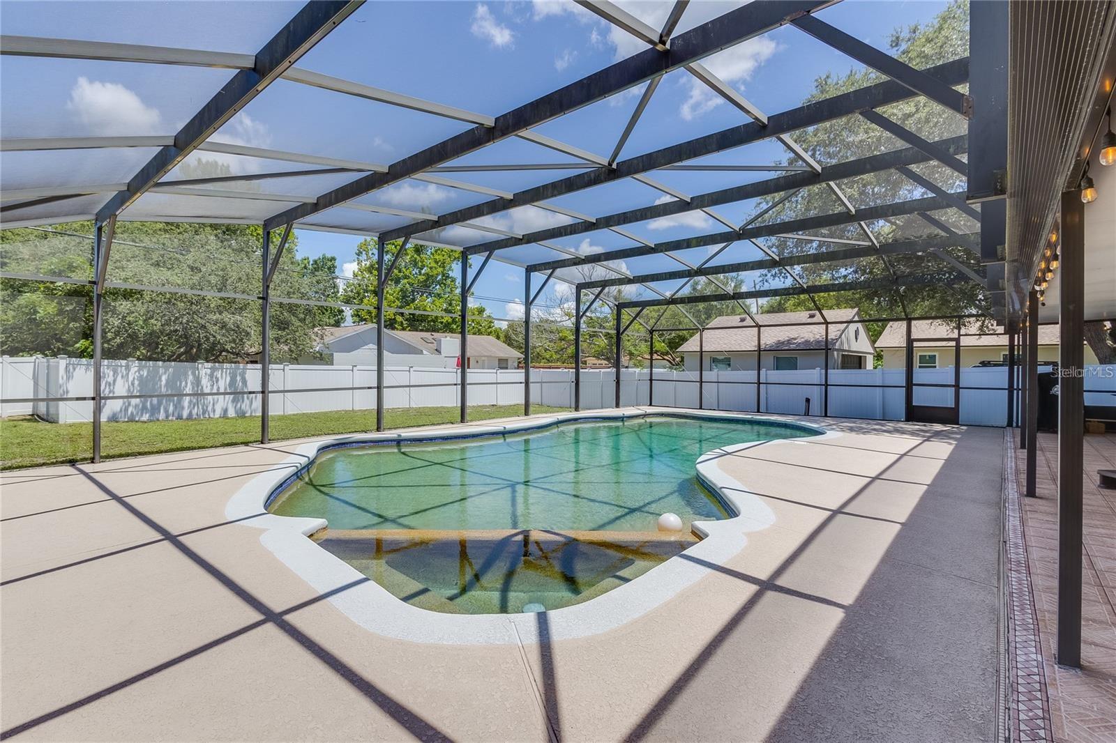 Image 42 of 48 For 4471 Windsmere Boulevard