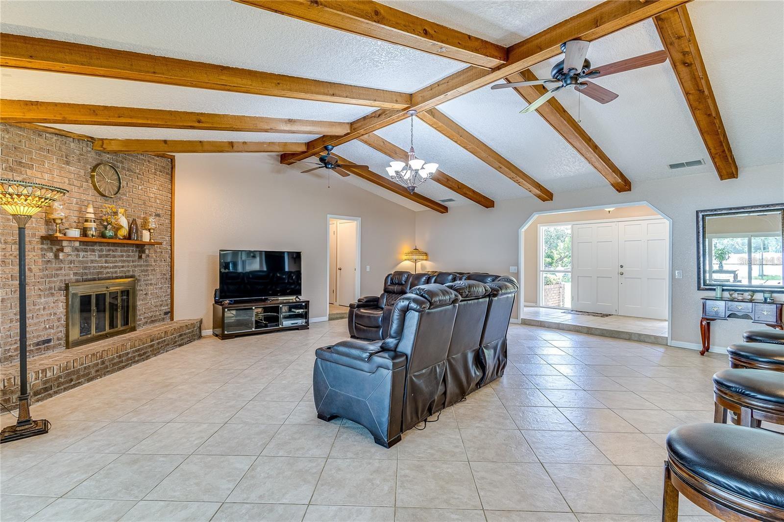 Image 7 of 48 For 4471 Windsmere Boulevard