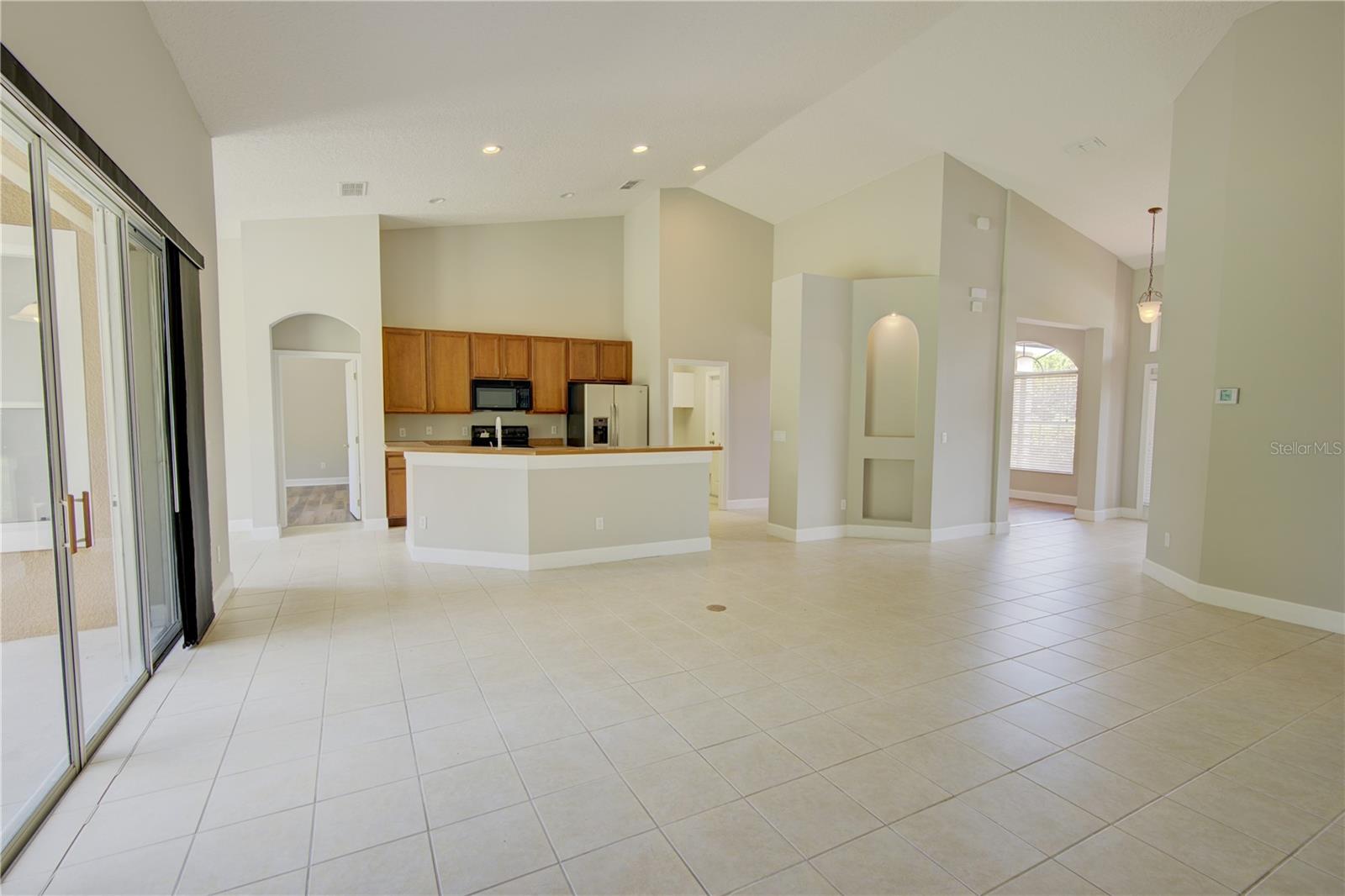 Image 10 of 41 For 754 Grey Heron Place