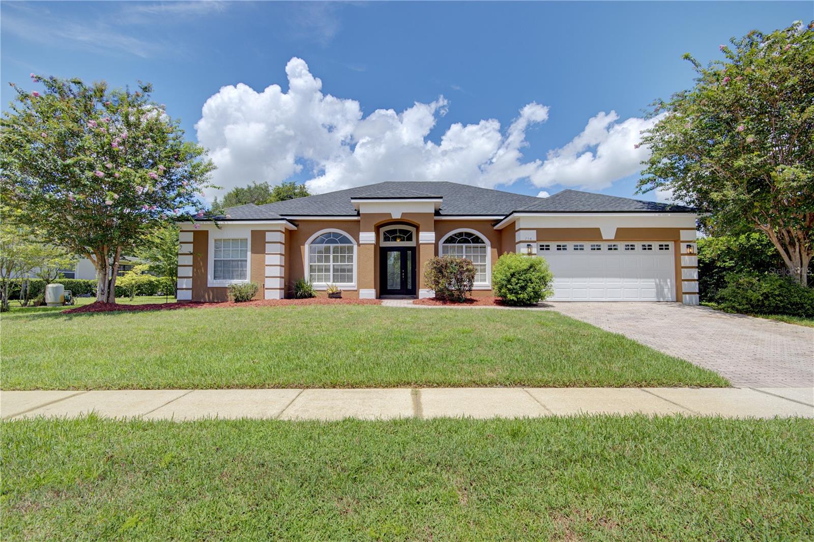 Image 2 of 41 For 754 Grey Heron Place