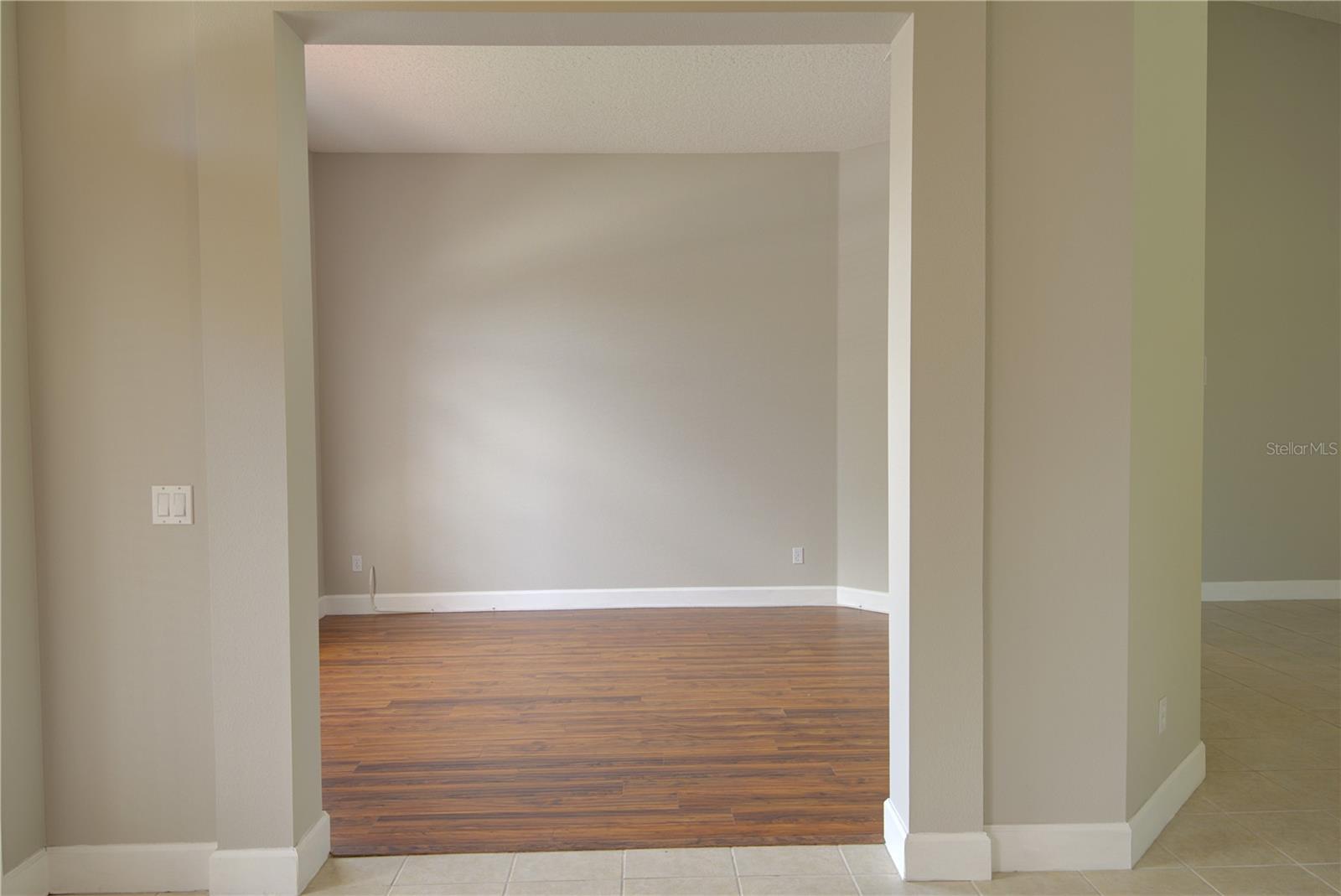 Image 6 of 41 For 754 Grey Heron Place