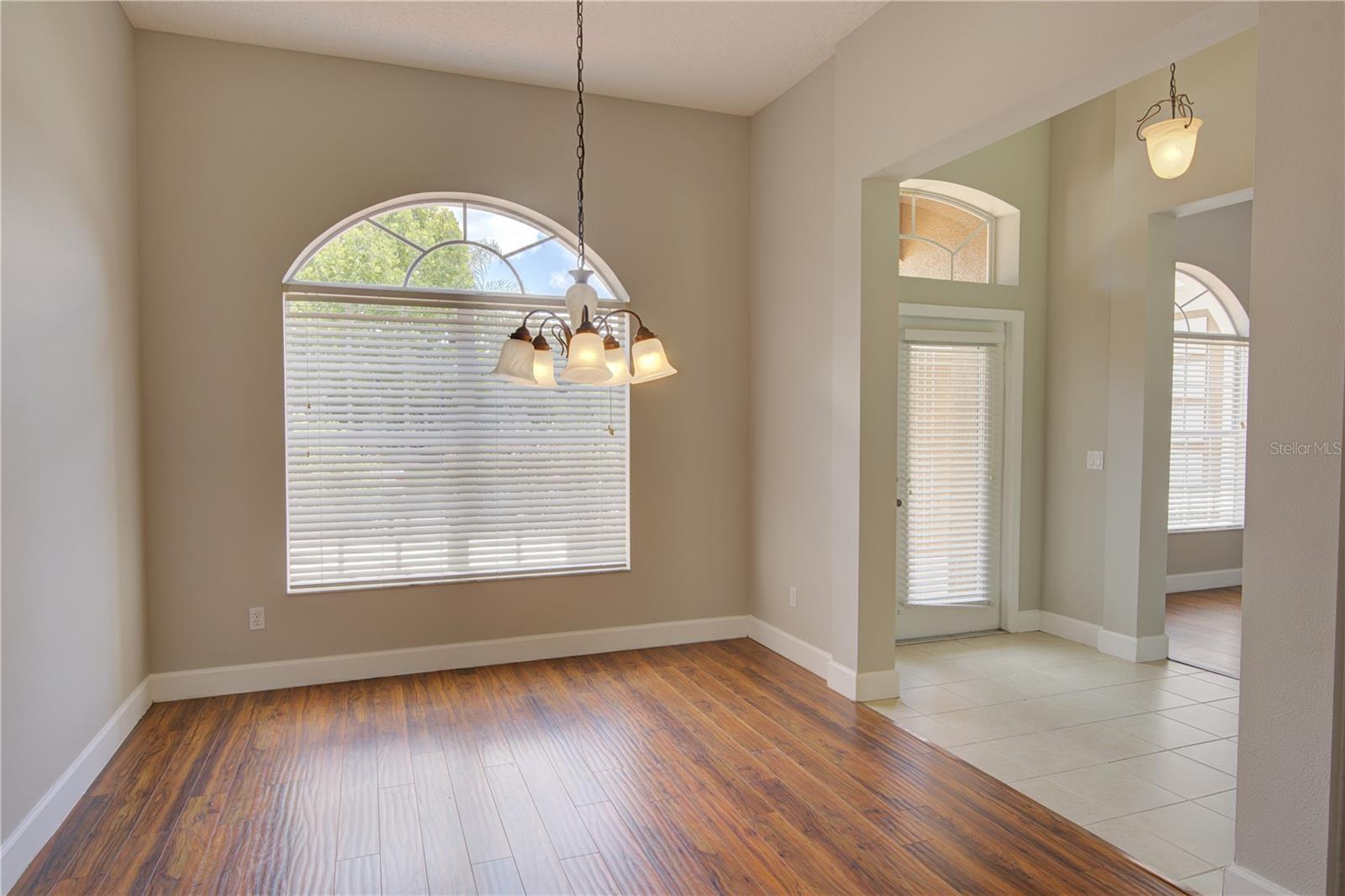 Image 7 of 41 For 754 Grey Heron Place