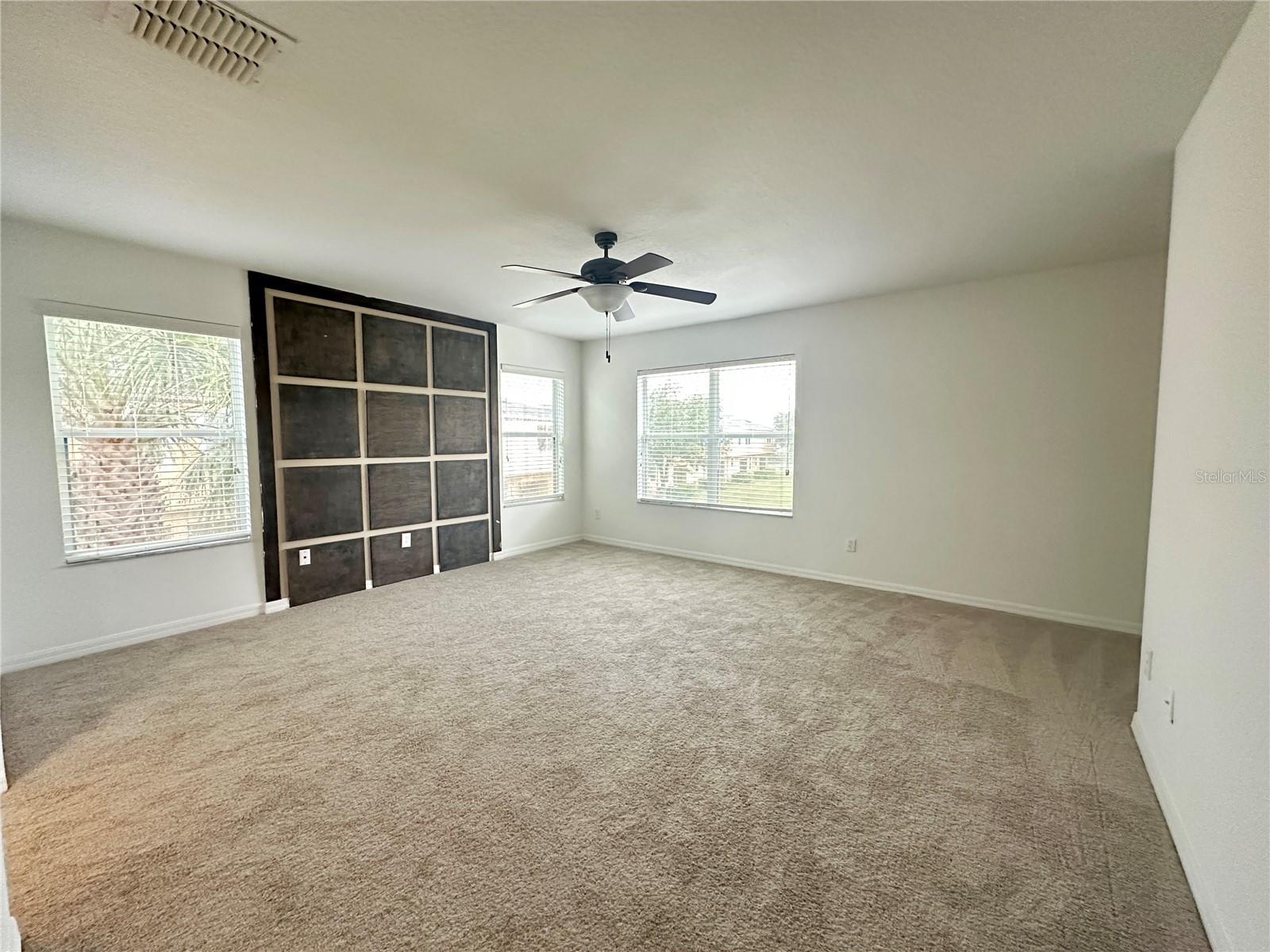 Image 14 of 27 For 3186 Rodrick Circle