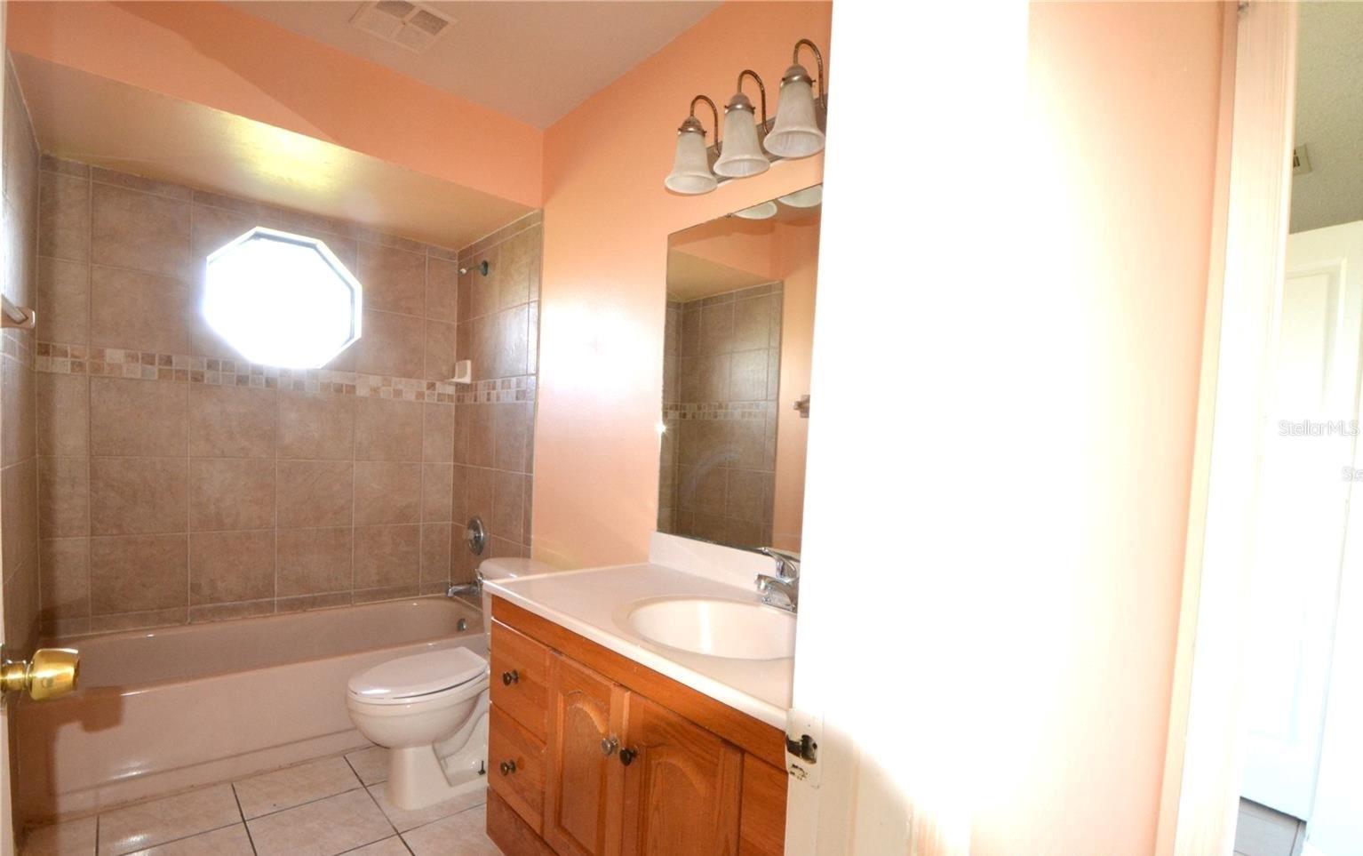 Image 9 of 12 For 3555 Pineridge Circle