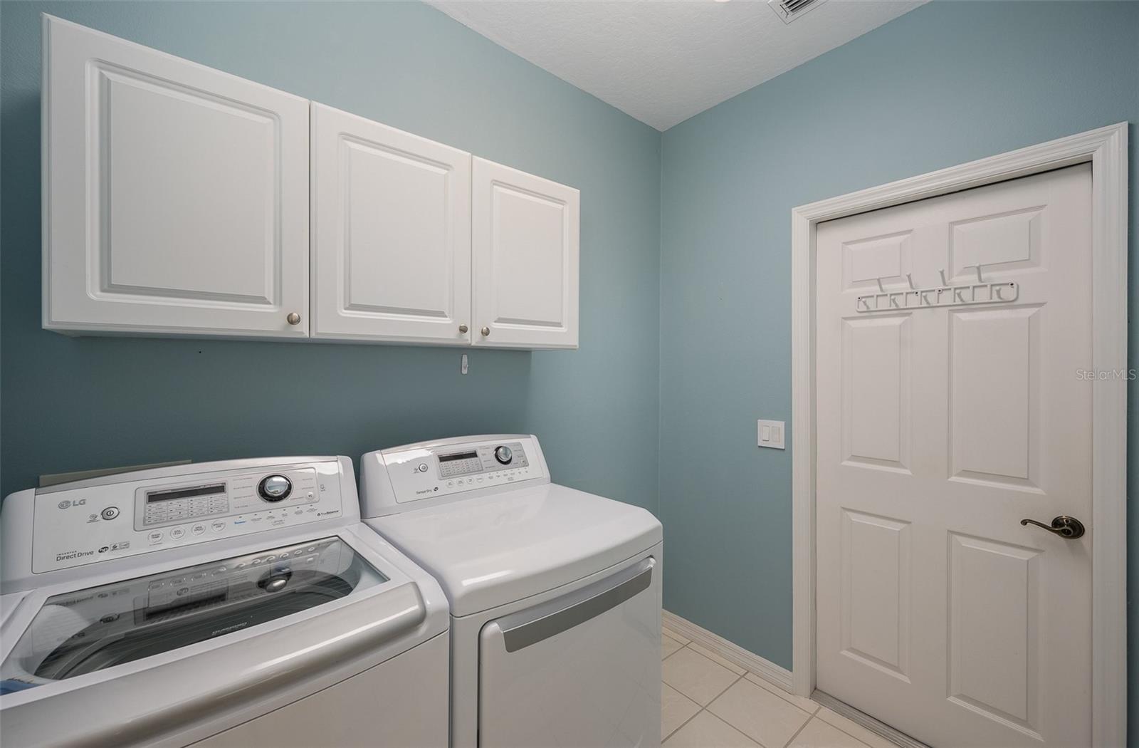 Image 10 of 23 For 135 Aquarina Boulevard
