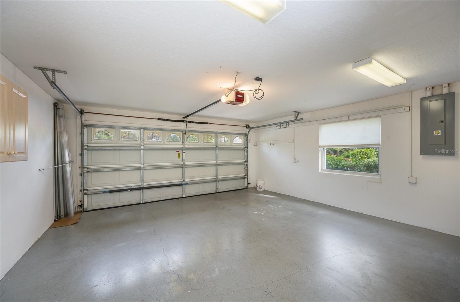 Image 16 of 23 For 135 Aquarina Boulevard