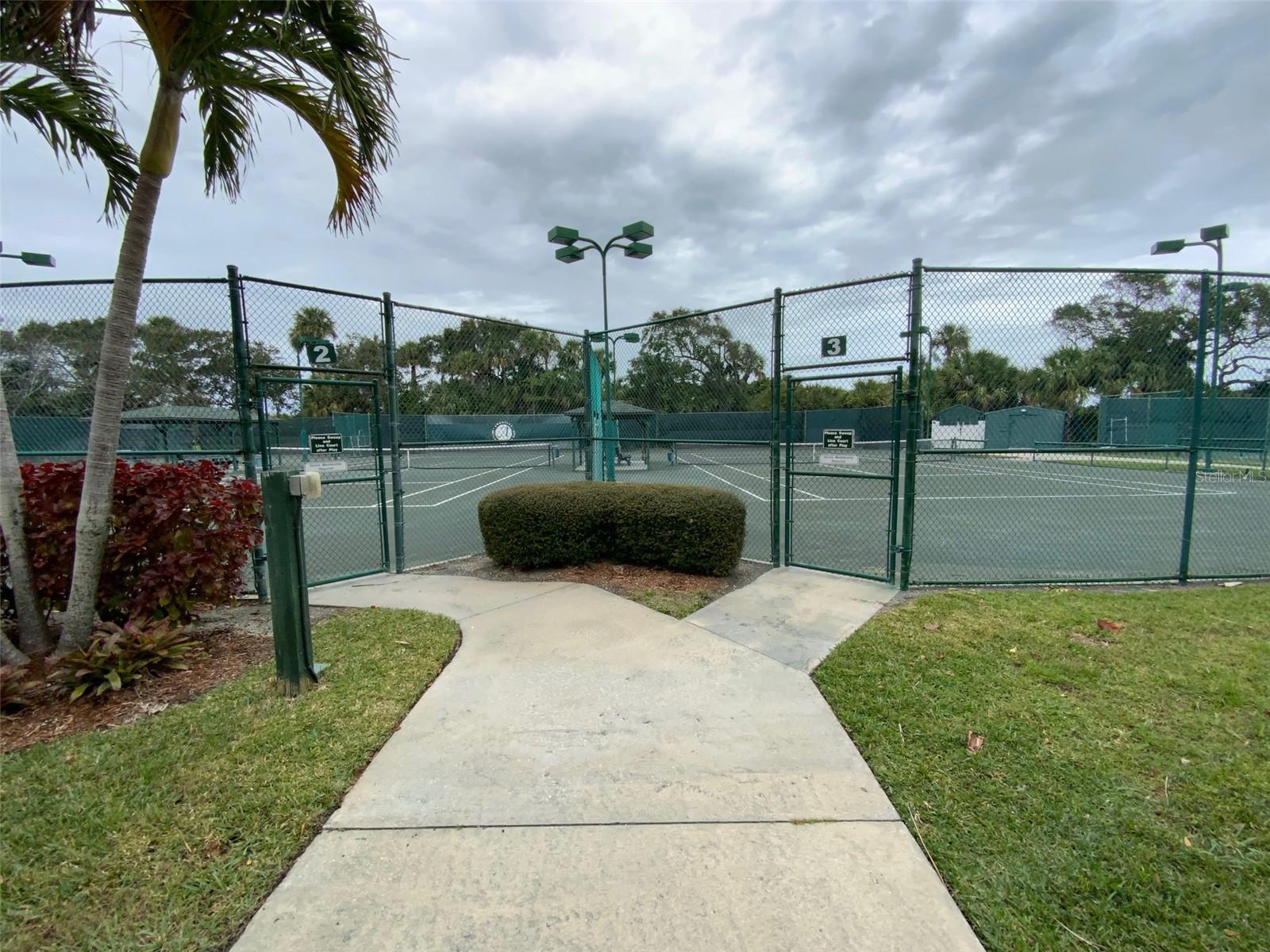 Image 48 of 55 For 135 Aquarina Boulevard