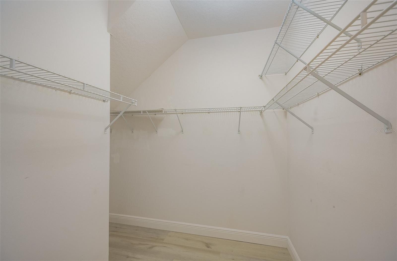 Image 7 of 23 For 135 Aquarina Boulevard