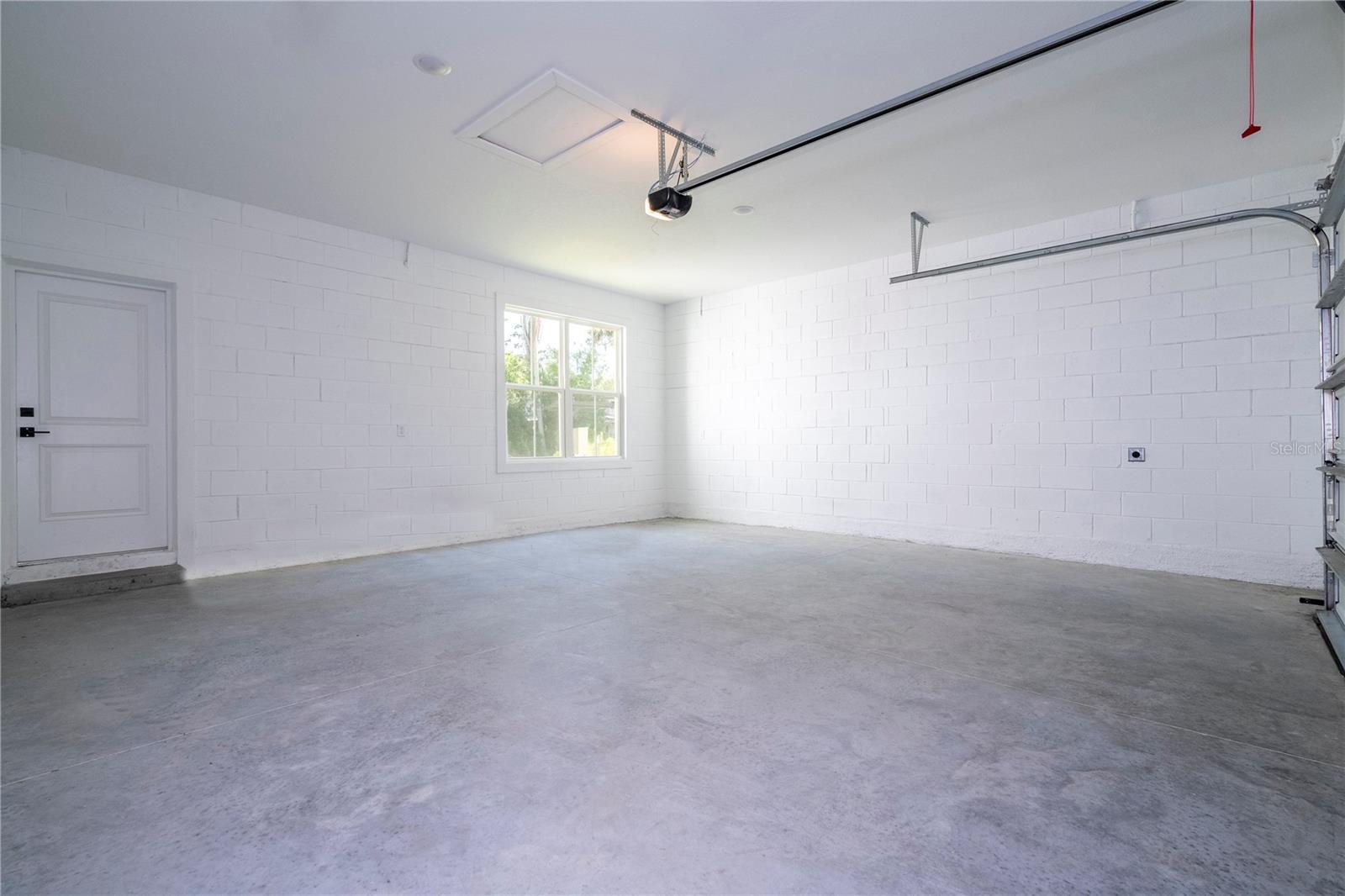Image 67 of 100 For 2180 Forest Circle