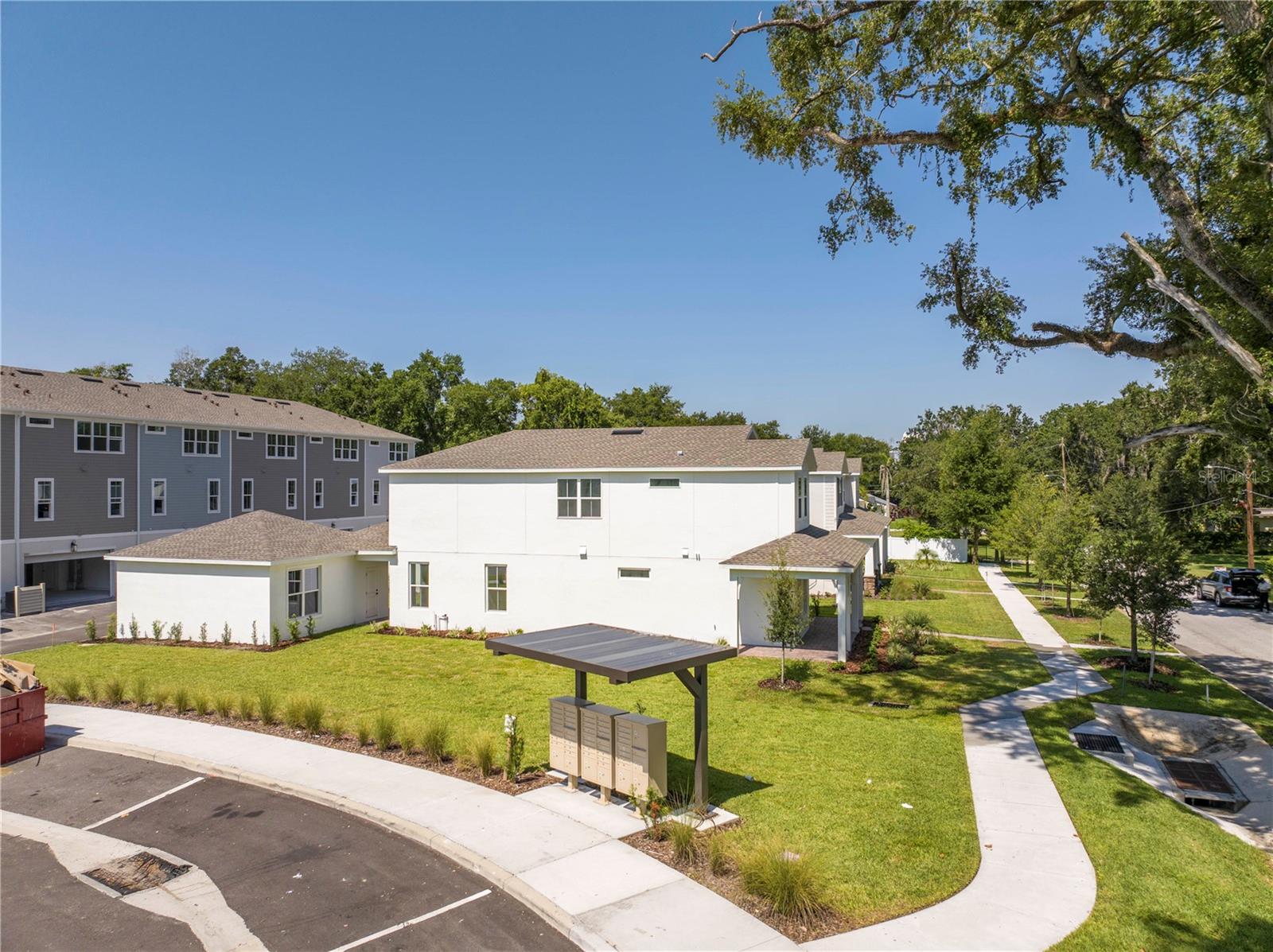 Image 7 of 100 For 2180 Forest Circle