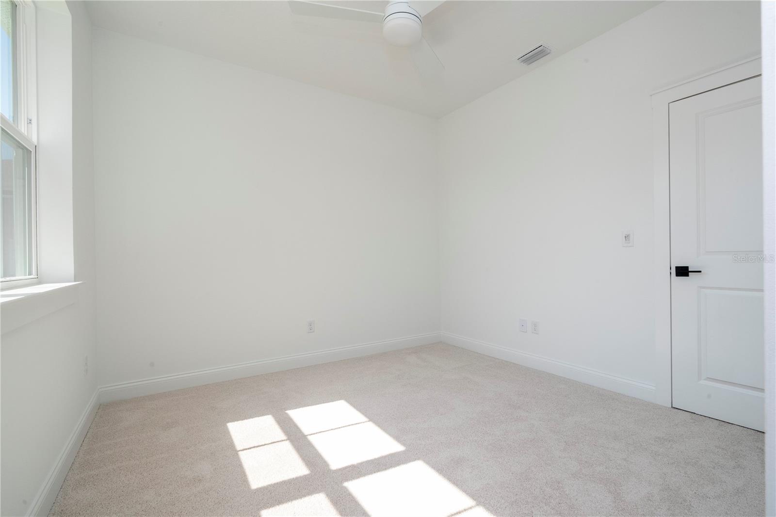 Image 77 of 100 For 2180 Forest Circle