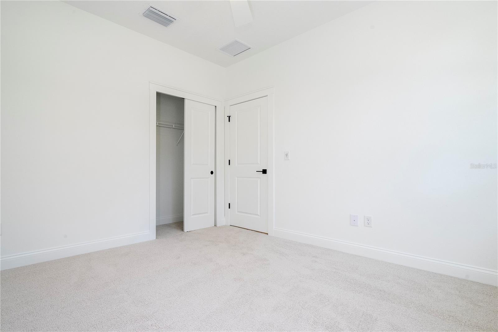 Image 84 of 100 For 2180 Forest Circle