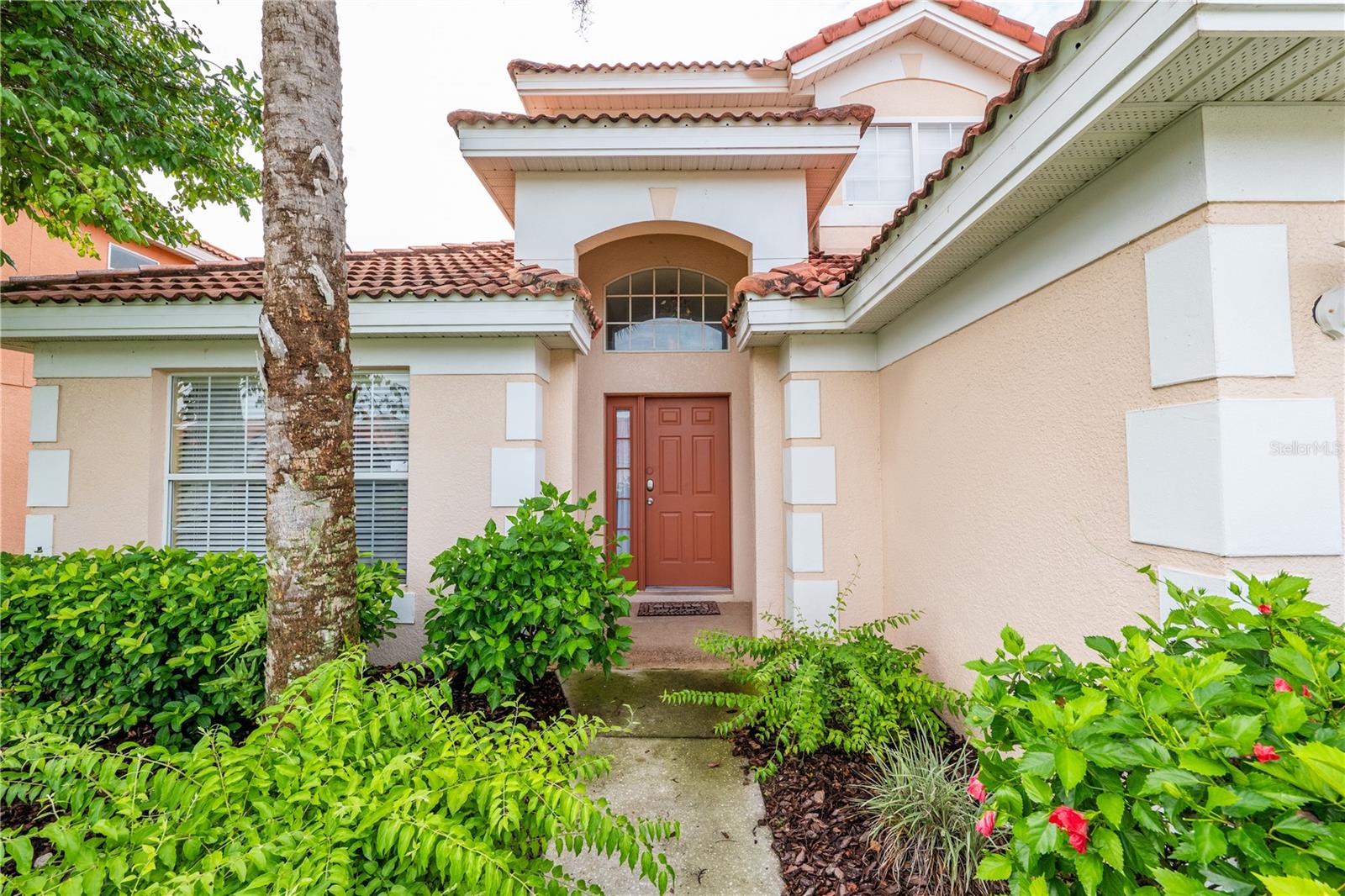 Image 2 of 36 For 918 Solana Circle