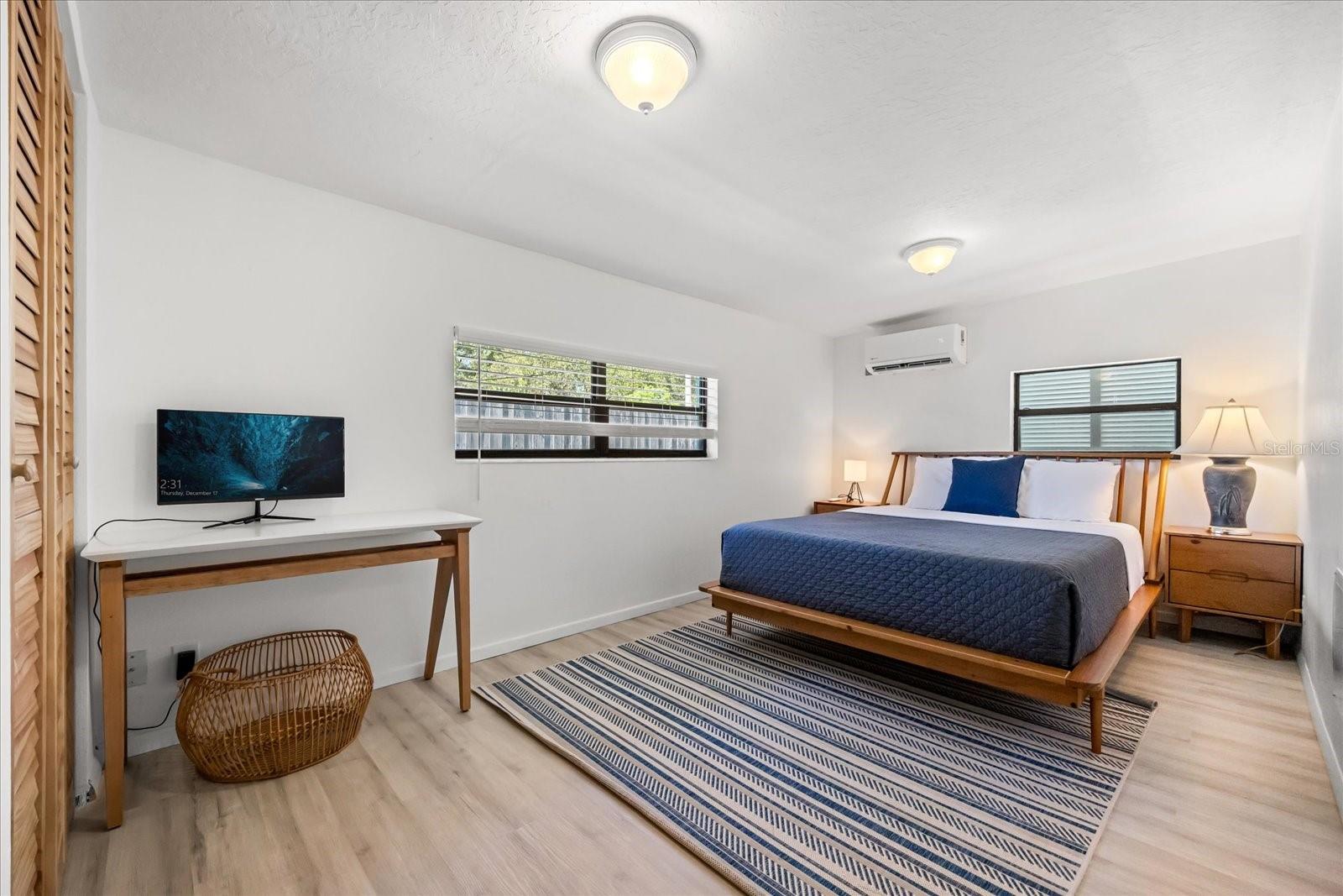 Listing photo id 15 for 936 Santa Cruz Road