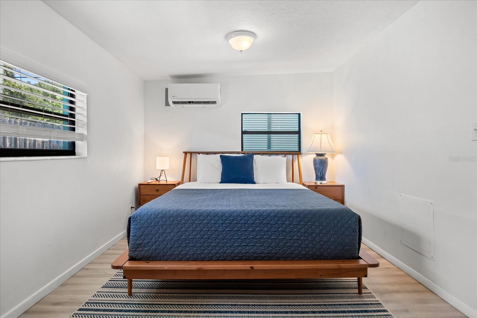 Listing photo id 16 for 936 Santa Cruz Road