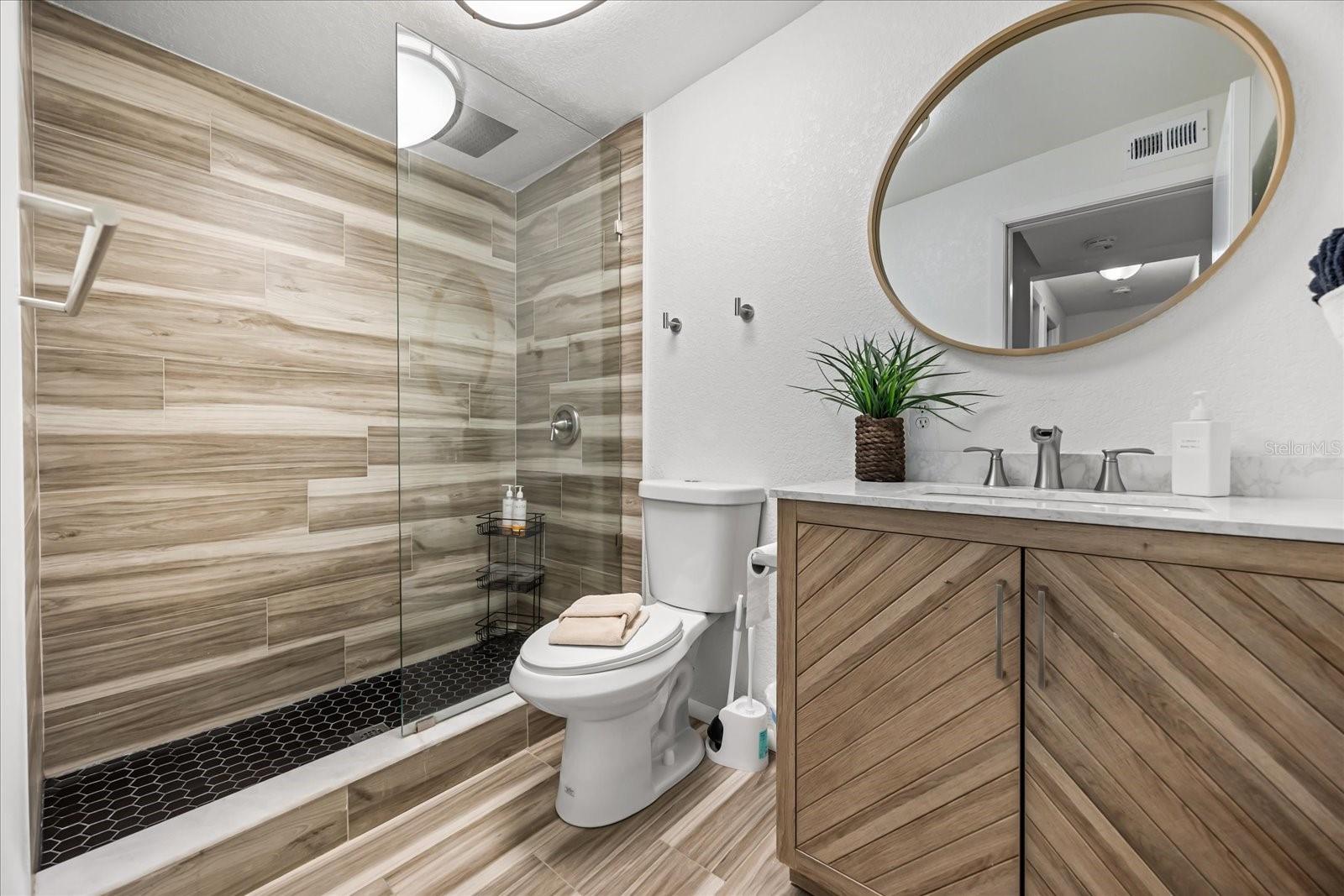 Listing photo id 18 for 936 Santa Cruz Road