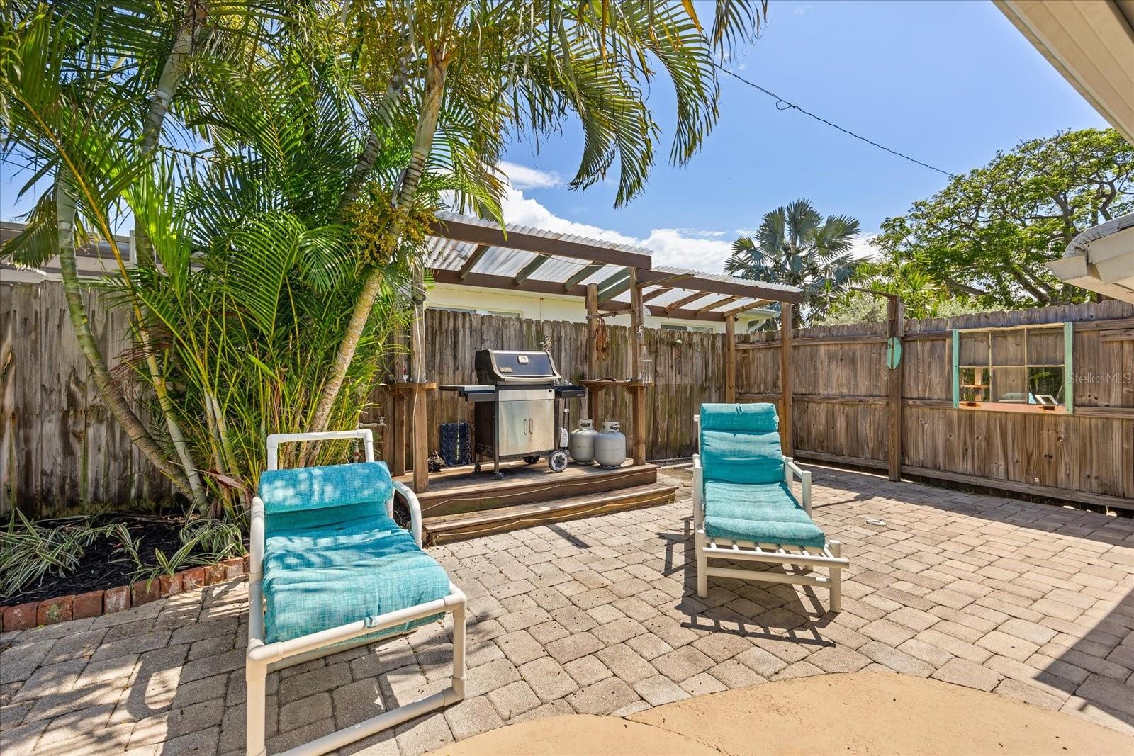 Listing photo id 28 for 936 Santa Cruz Road