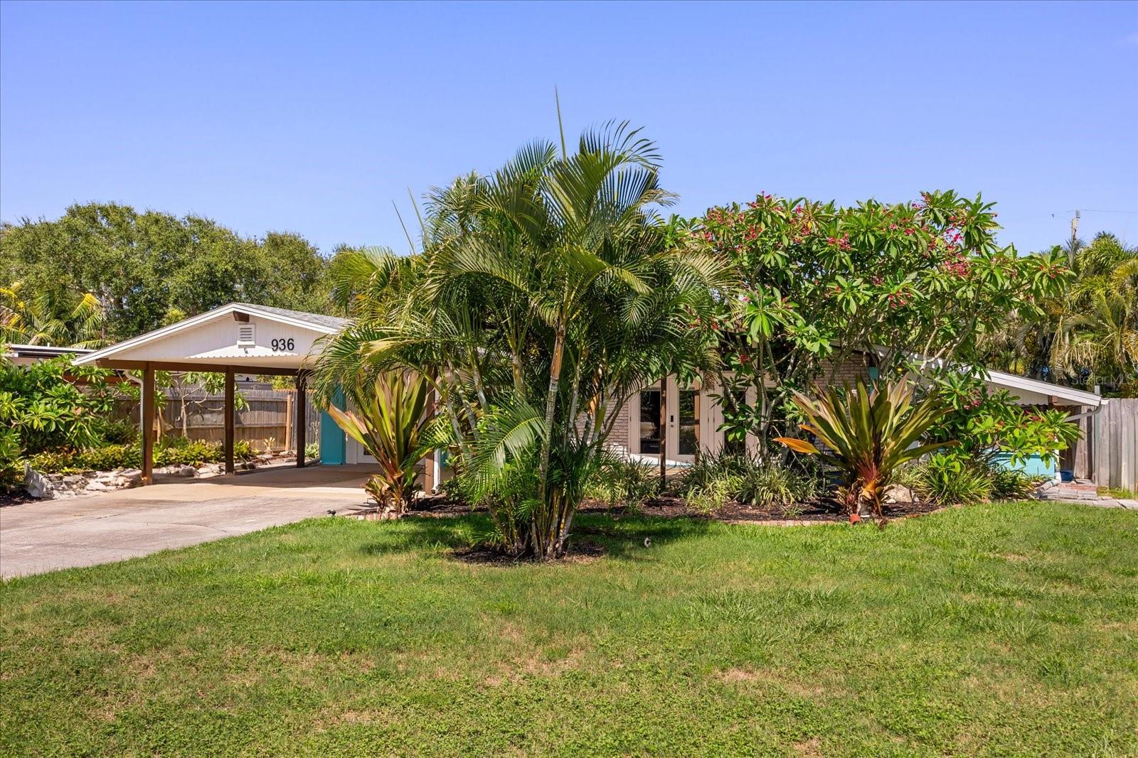Listing photo id 35 for 936 Santa Cruz Road