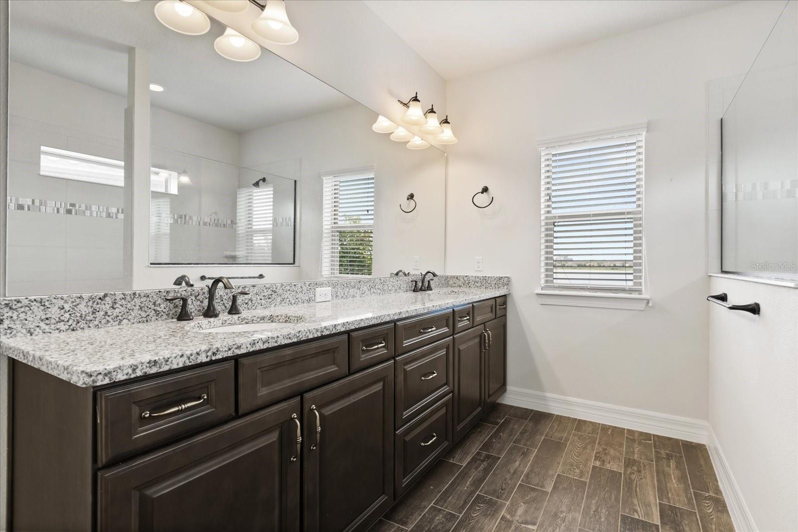 Image 22 of 41 For 10854 Lemon Lake Boulevard