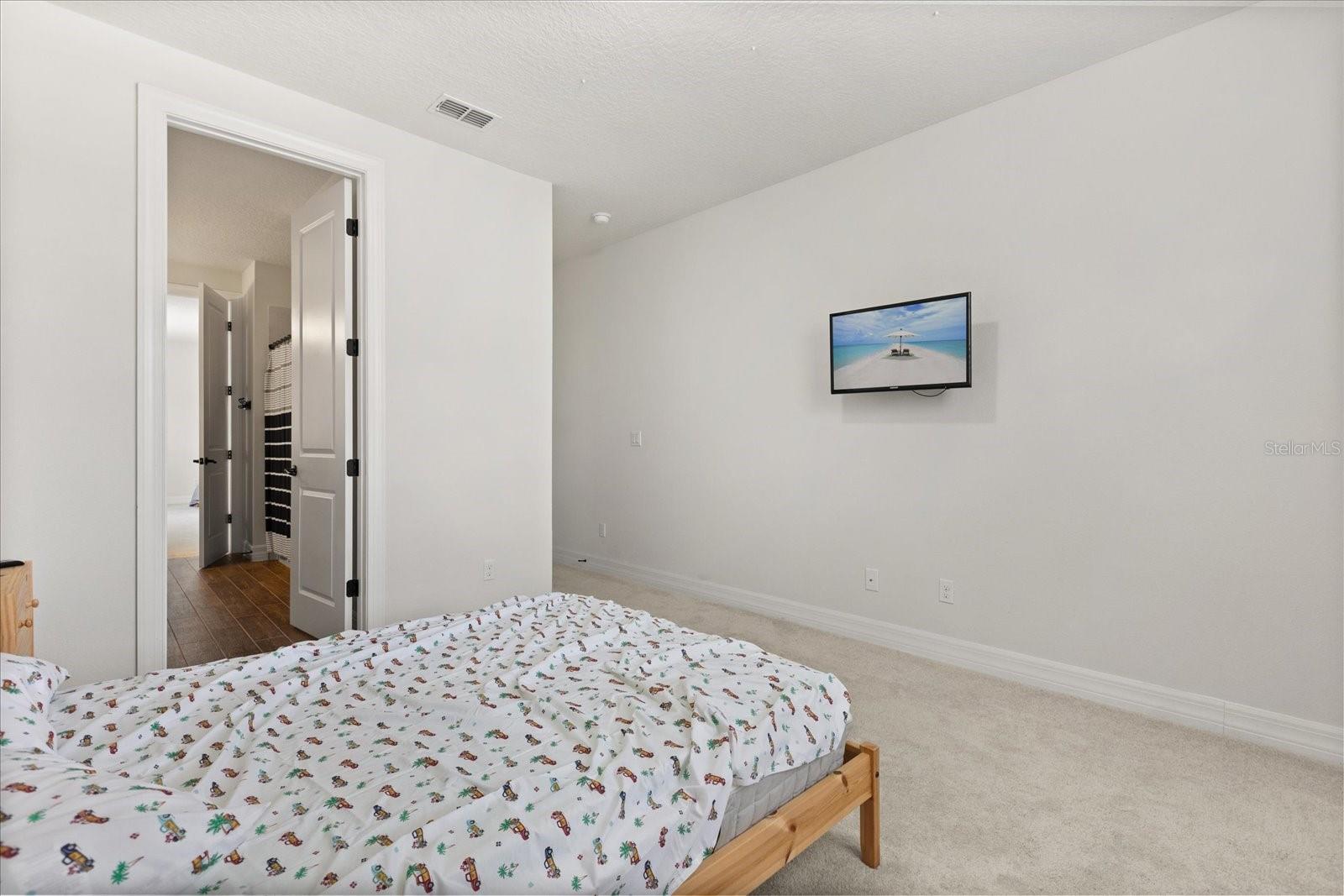 Image 33 of 41 For 10854 Lemon Lake Boulevard