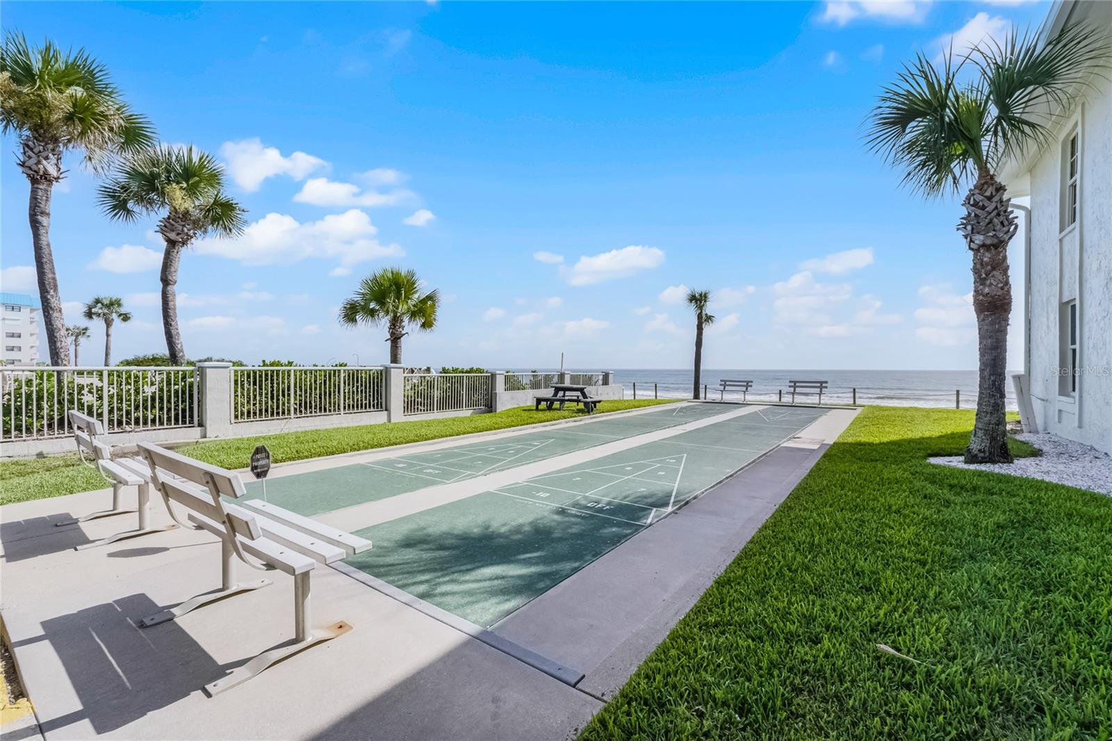 Image 31 of 49 For 4225 Atlantic Avenue 2070
