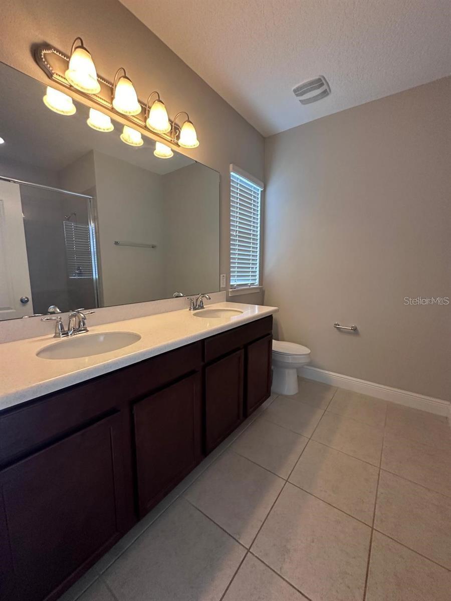 Image 10 of 17 For 15621 Honeybell Drive