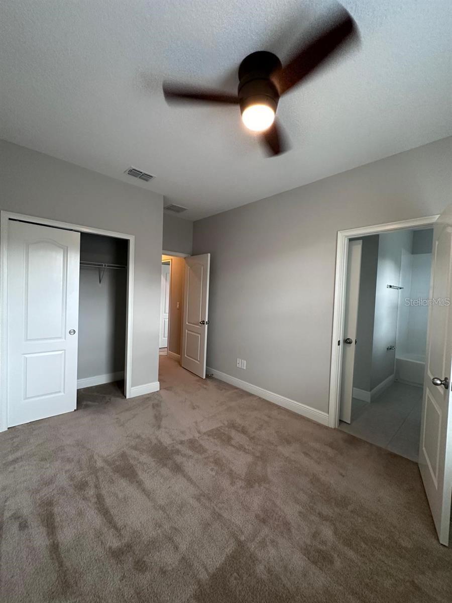 Image 11 of 17 For 15621 Honeybell Drive