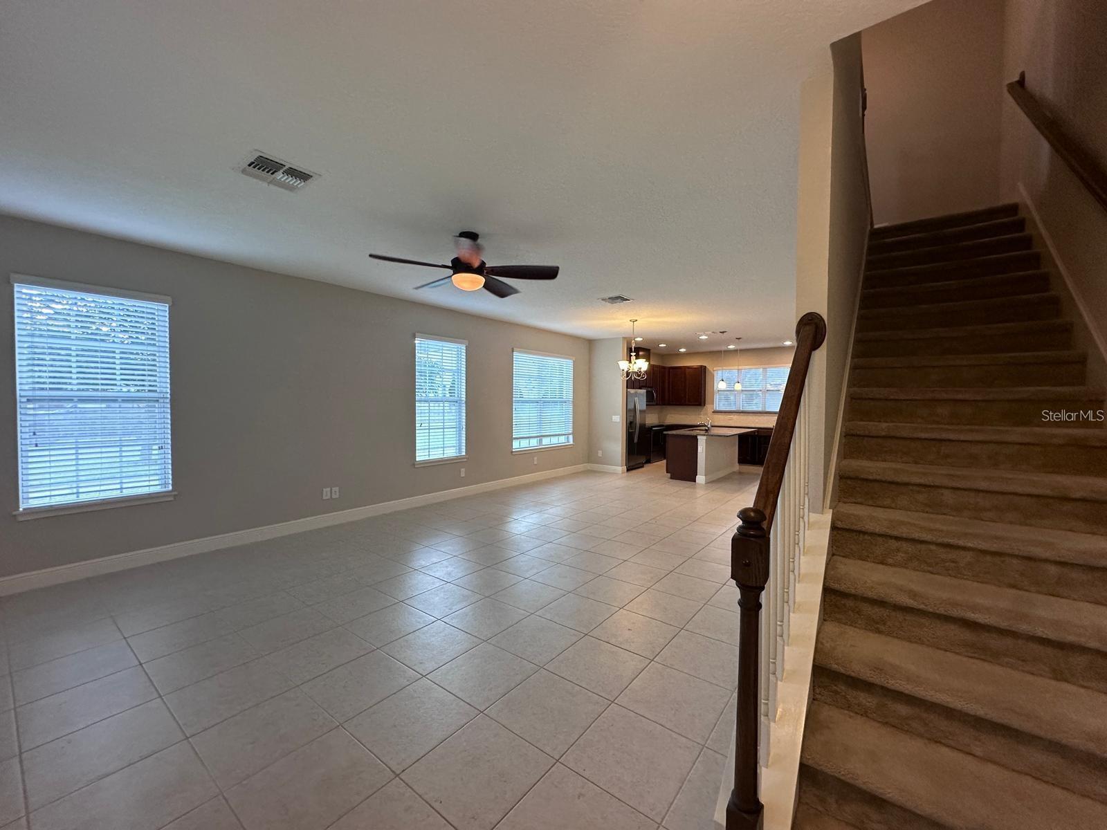 Image 5 of 17 For 15621 Honeybell Drive