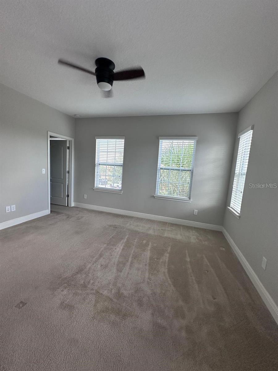 Image 9 of 17 For 15621 Honeybell Drive