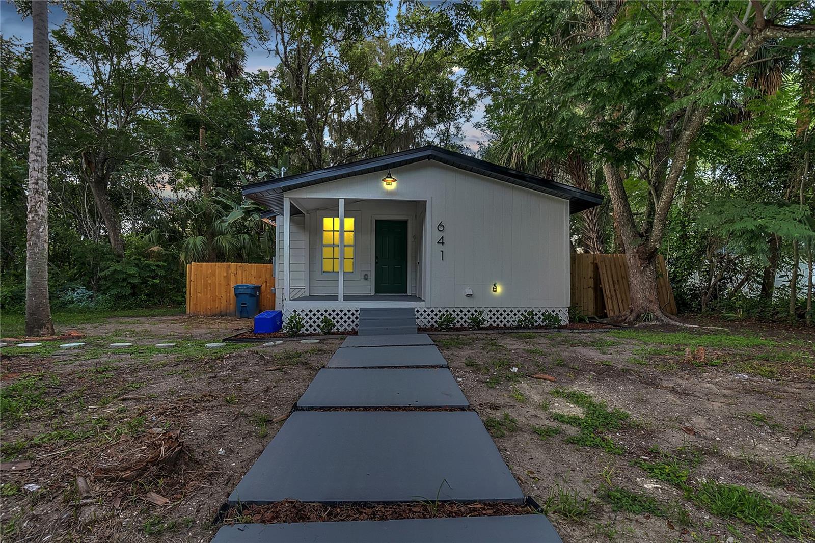 Image 2 of 29 For 641 Beresford Road