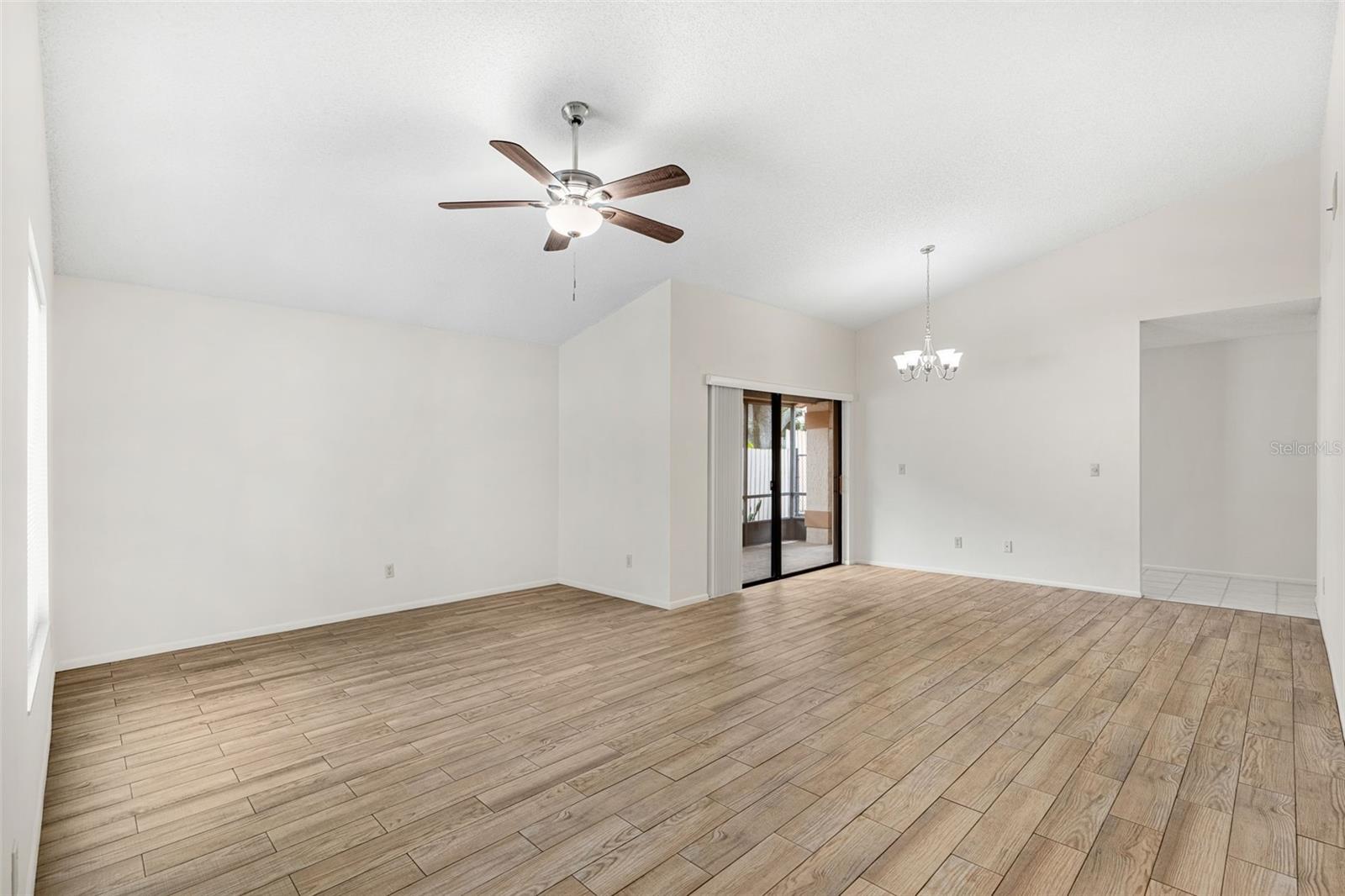 Image 3 of 26 For 406 Red Coat Lane