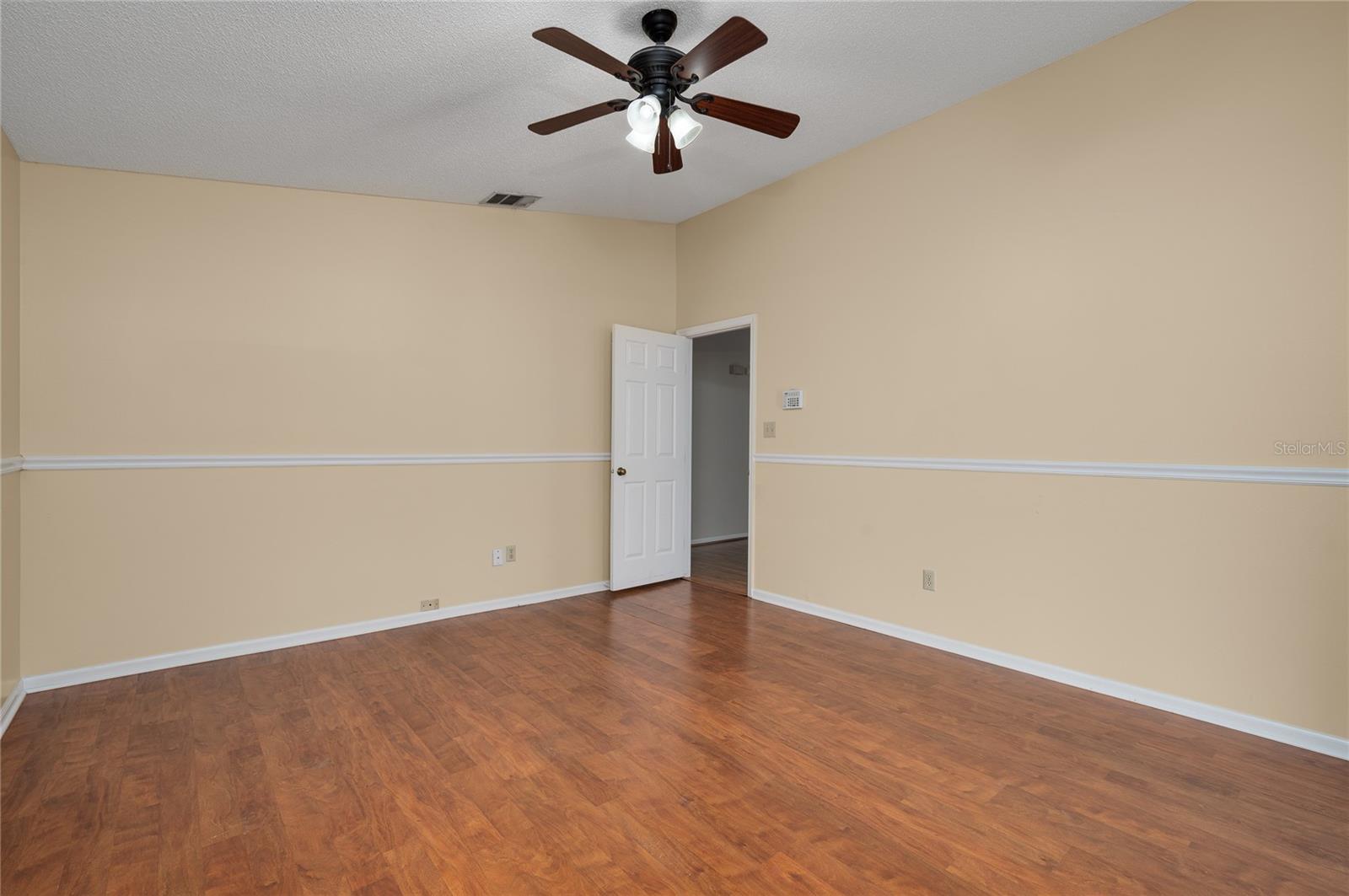 Image 11 of 30 For 11126 Hambley Avenue
