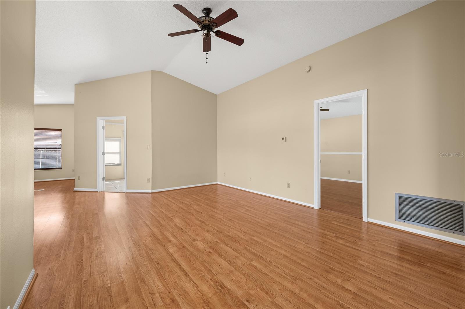 Image 15 of 30 For 11126 Hambley Avenue
