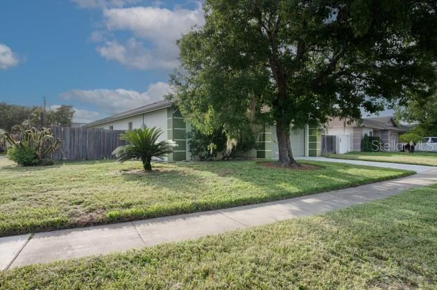 Image 4 of 30 For 11126 Hambley Avenue