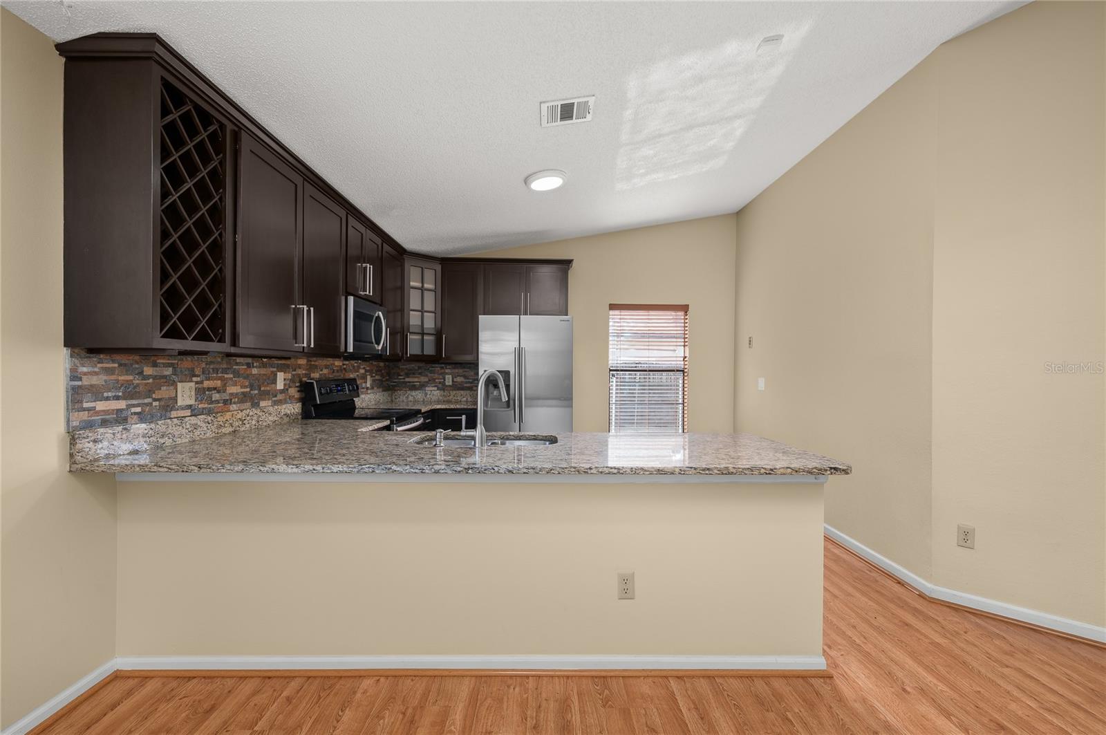 Image 6 of 30 For 11126 Hambley Avenue