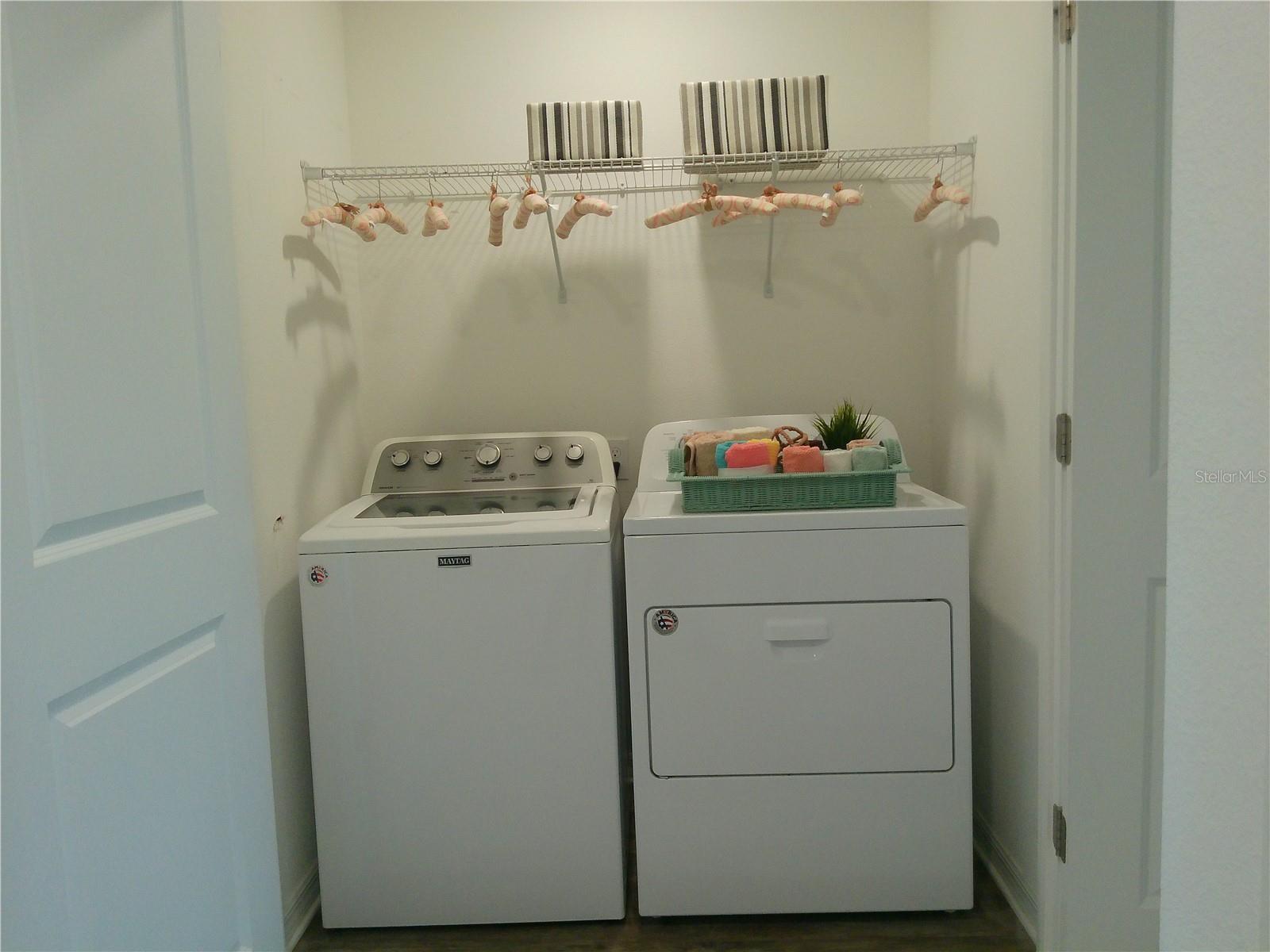 Image 12 of 22 For 947 Grandin Street