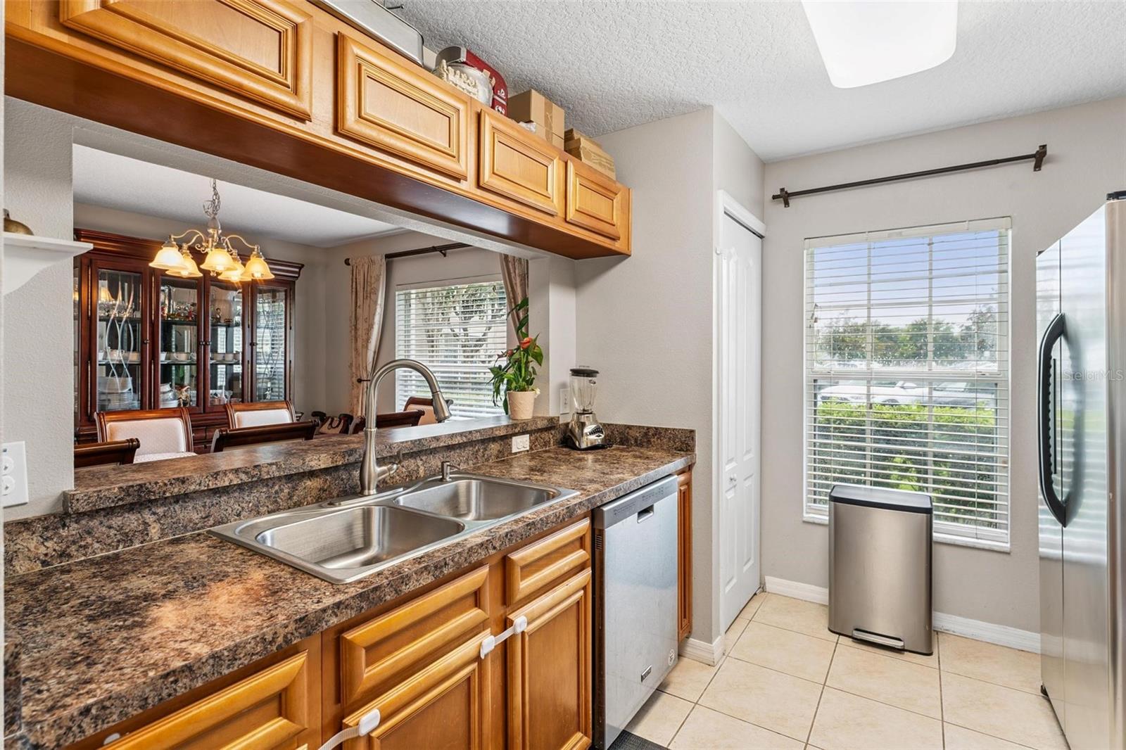 Image 14 of 35 For 502 Carina Circle