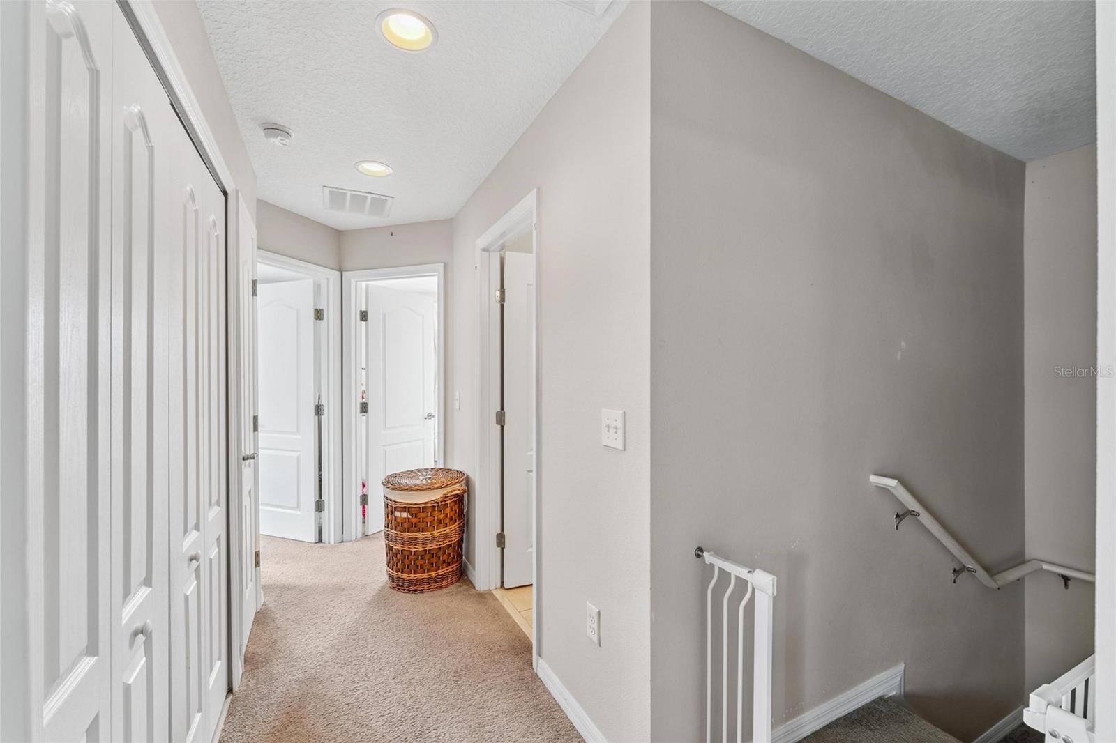 Image 17 of 35 For 502 Carina Circle