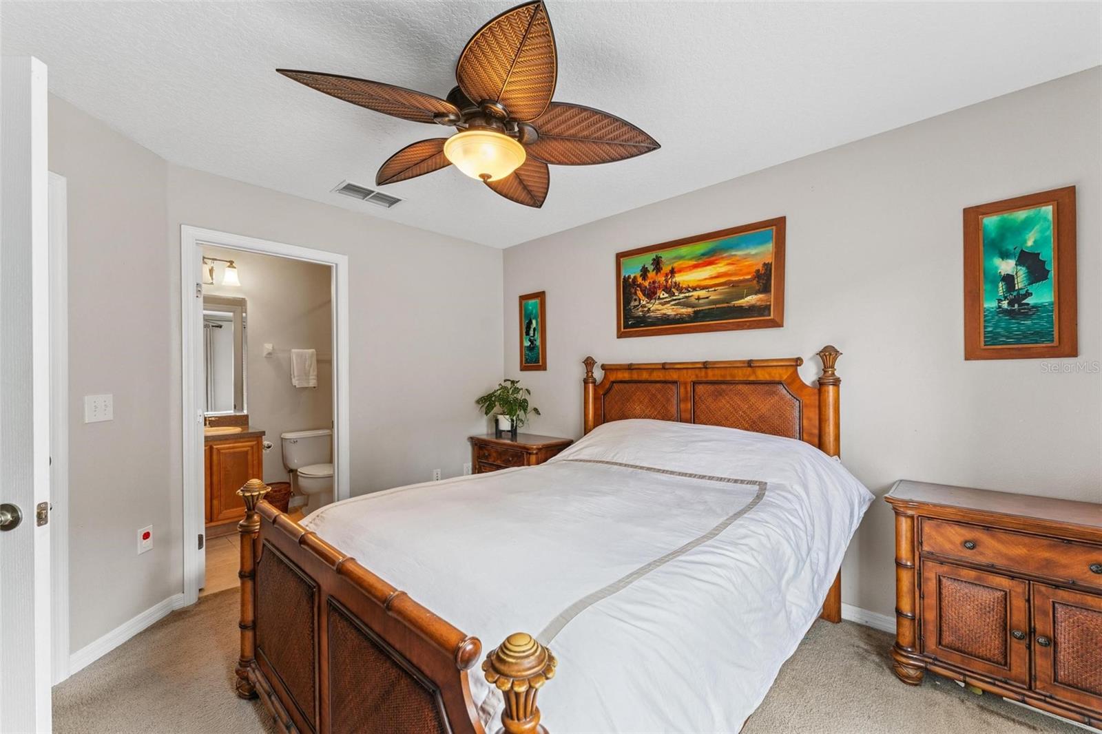 Image 19 of 35 For 502 Carina Circle