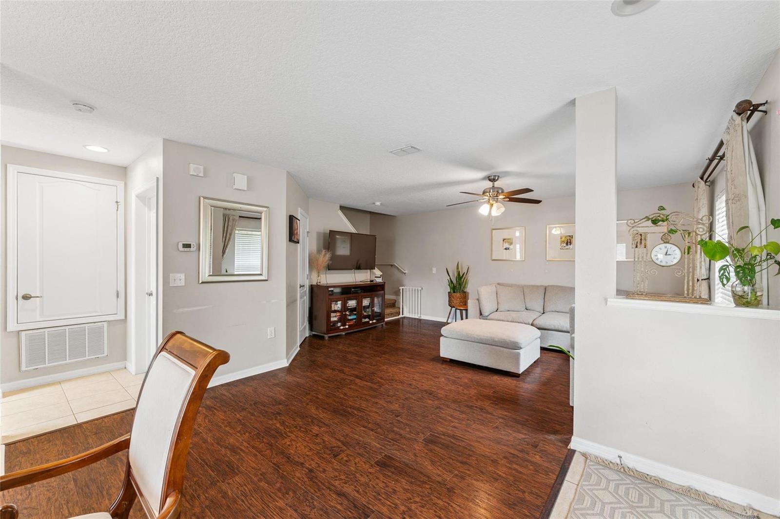 Image 7 of 35 For 502 Carina Circle